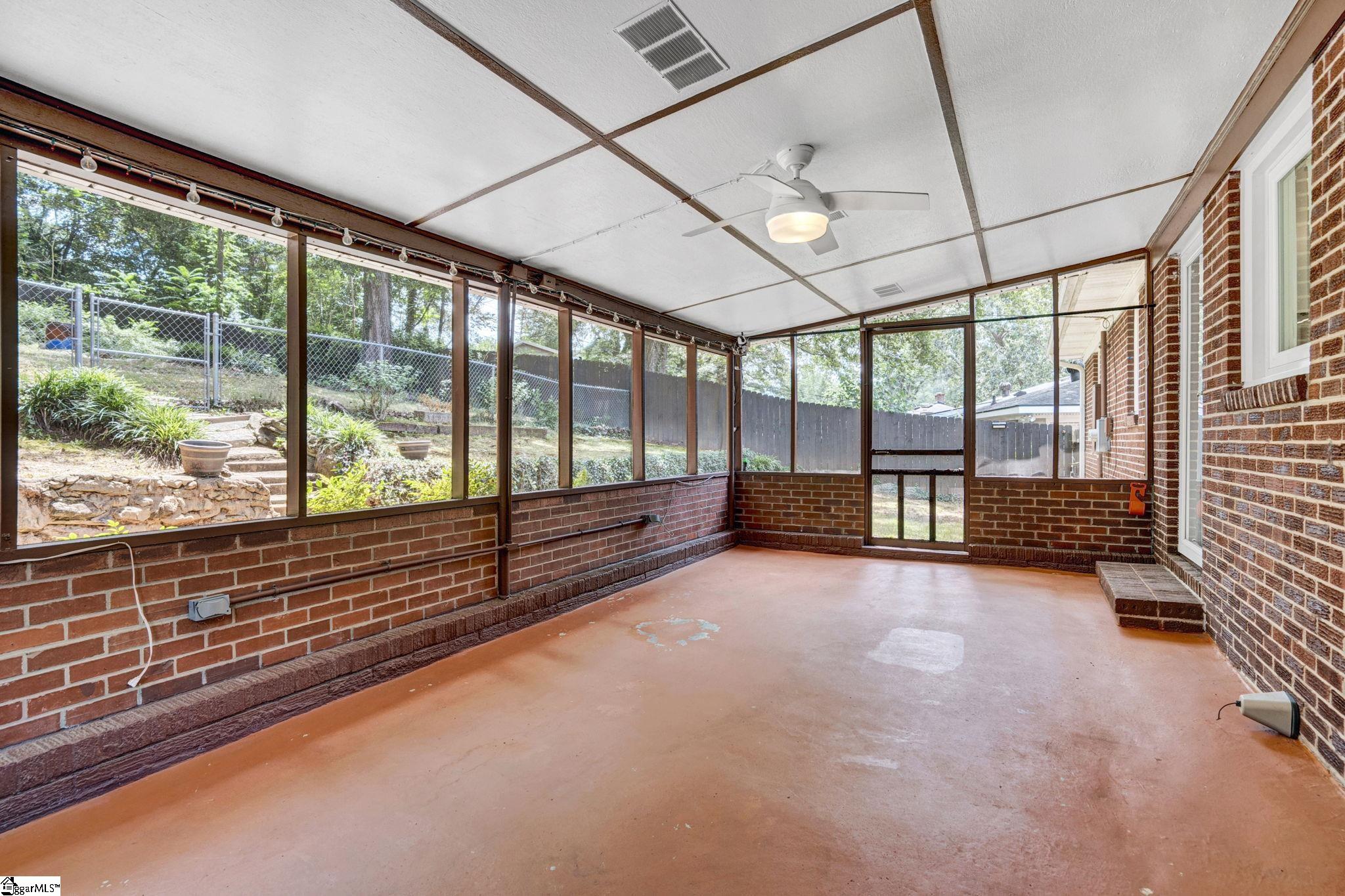766 Kenmore Drive Spartanburg, SC 29303-3157