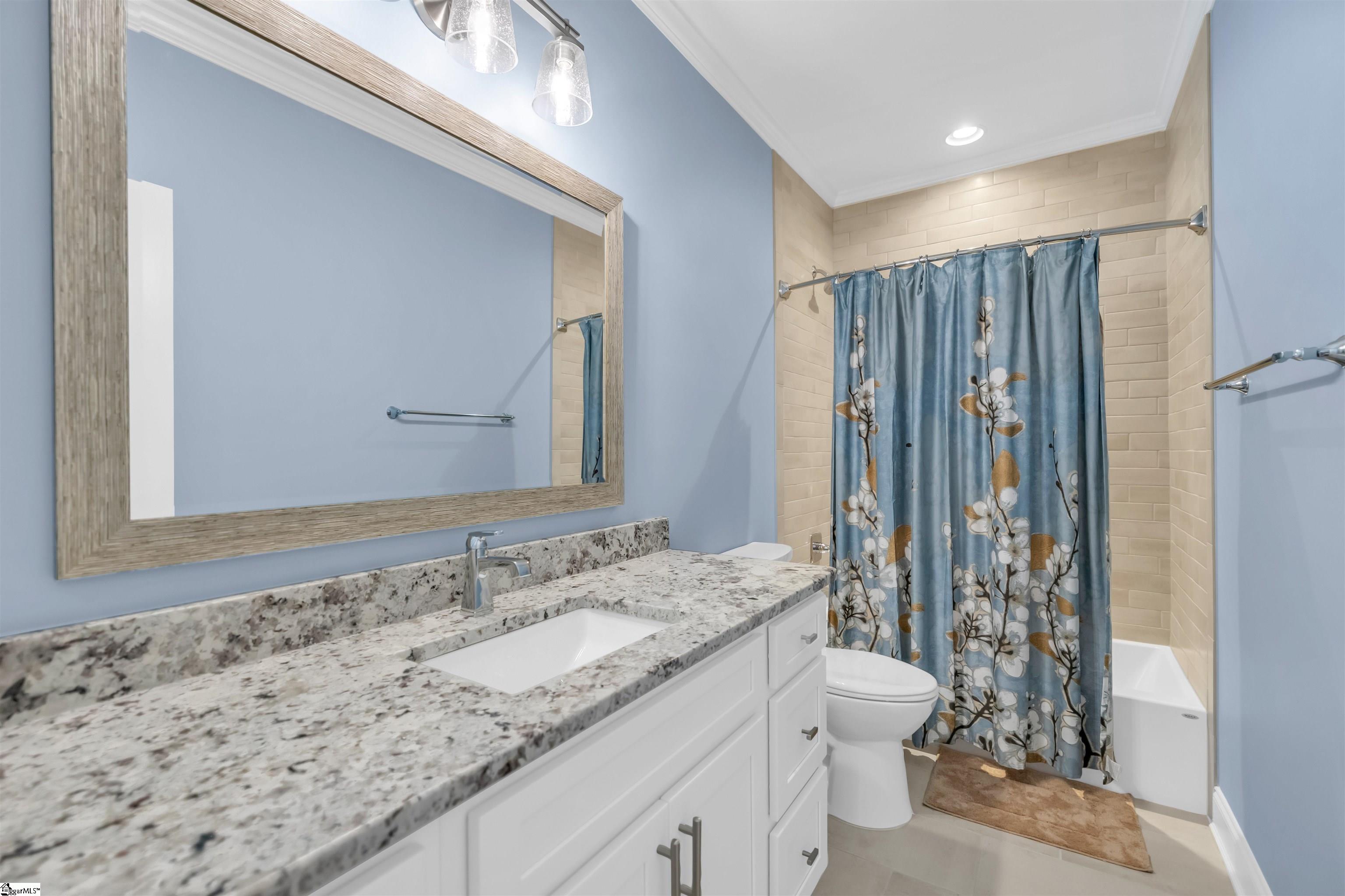 358 Abercrombie Point Greenwood, SC 29649