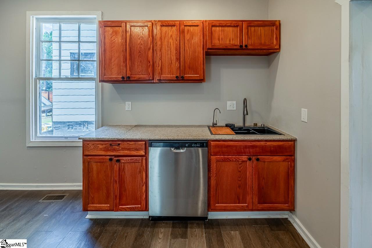 536 Peronneau Street UNIT Apt B Spartanburg, SC 29306