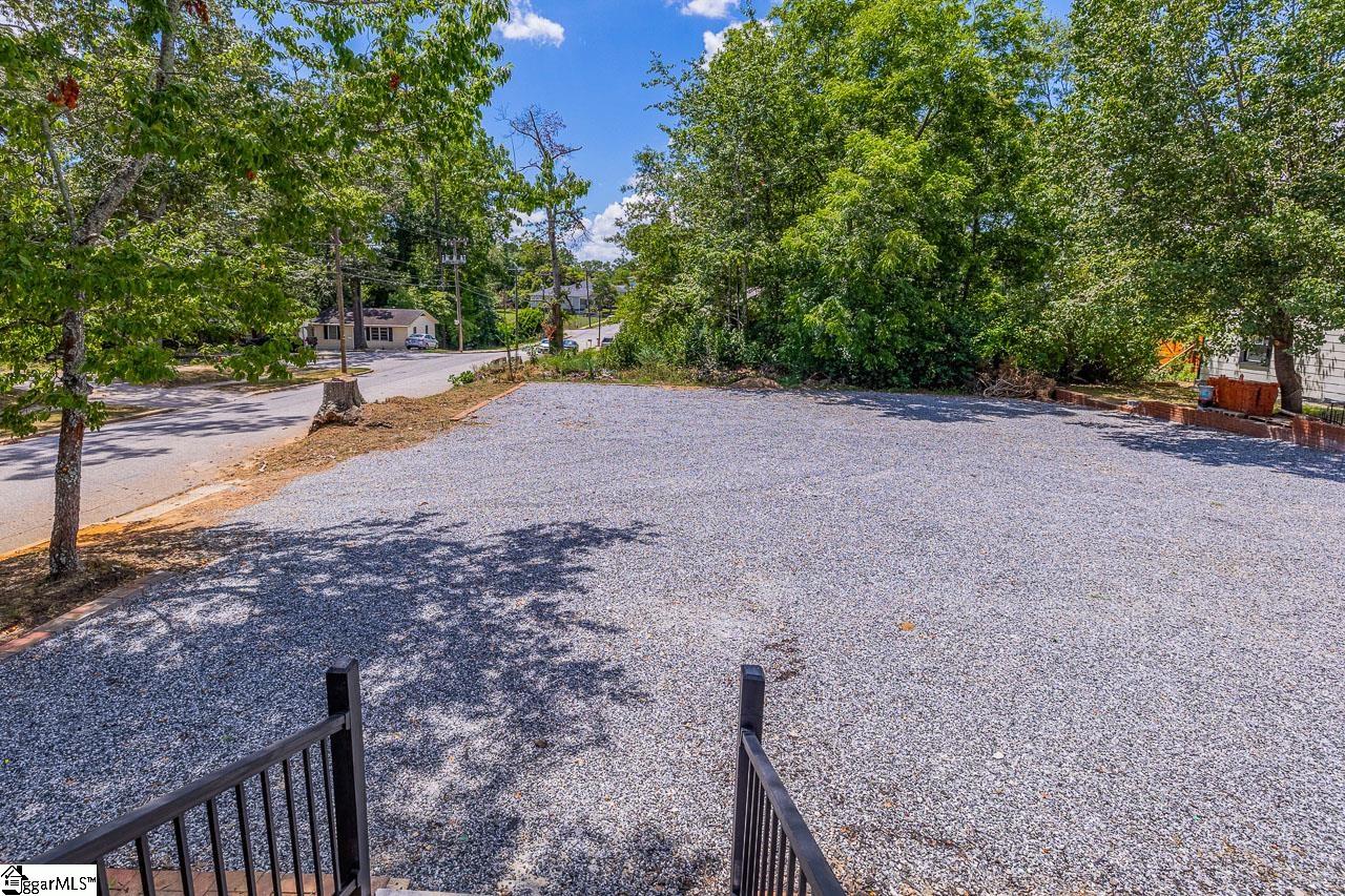 536 Peronneau Street UNIT Apt B Spartanburg, SC 29306
