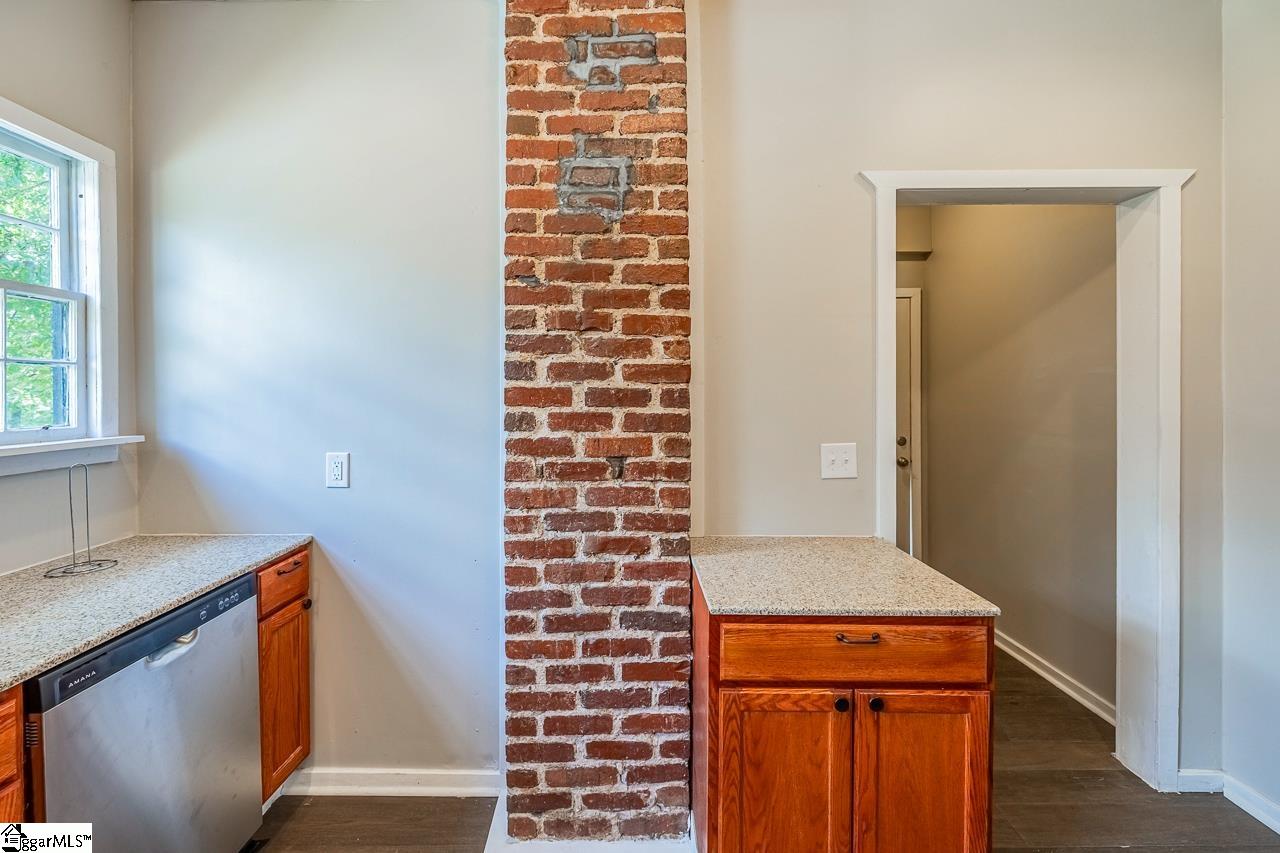 536 Peronneau Street UNIT Apt A Spartanburg, SC 29306