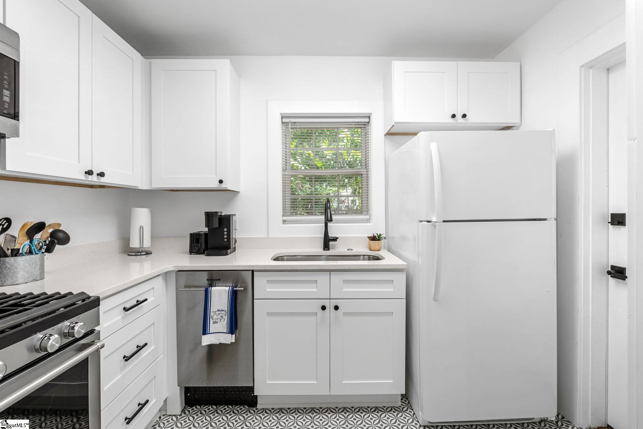 805 Perry Road Greenville, SC 29609