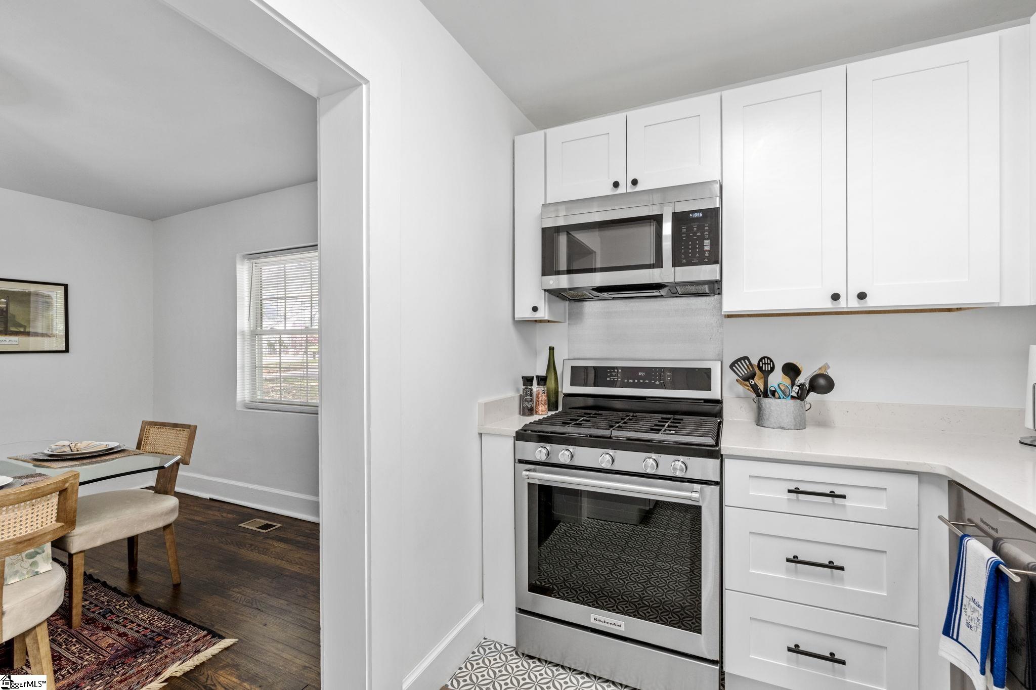 805 Perry Road Greenville, SC 29609