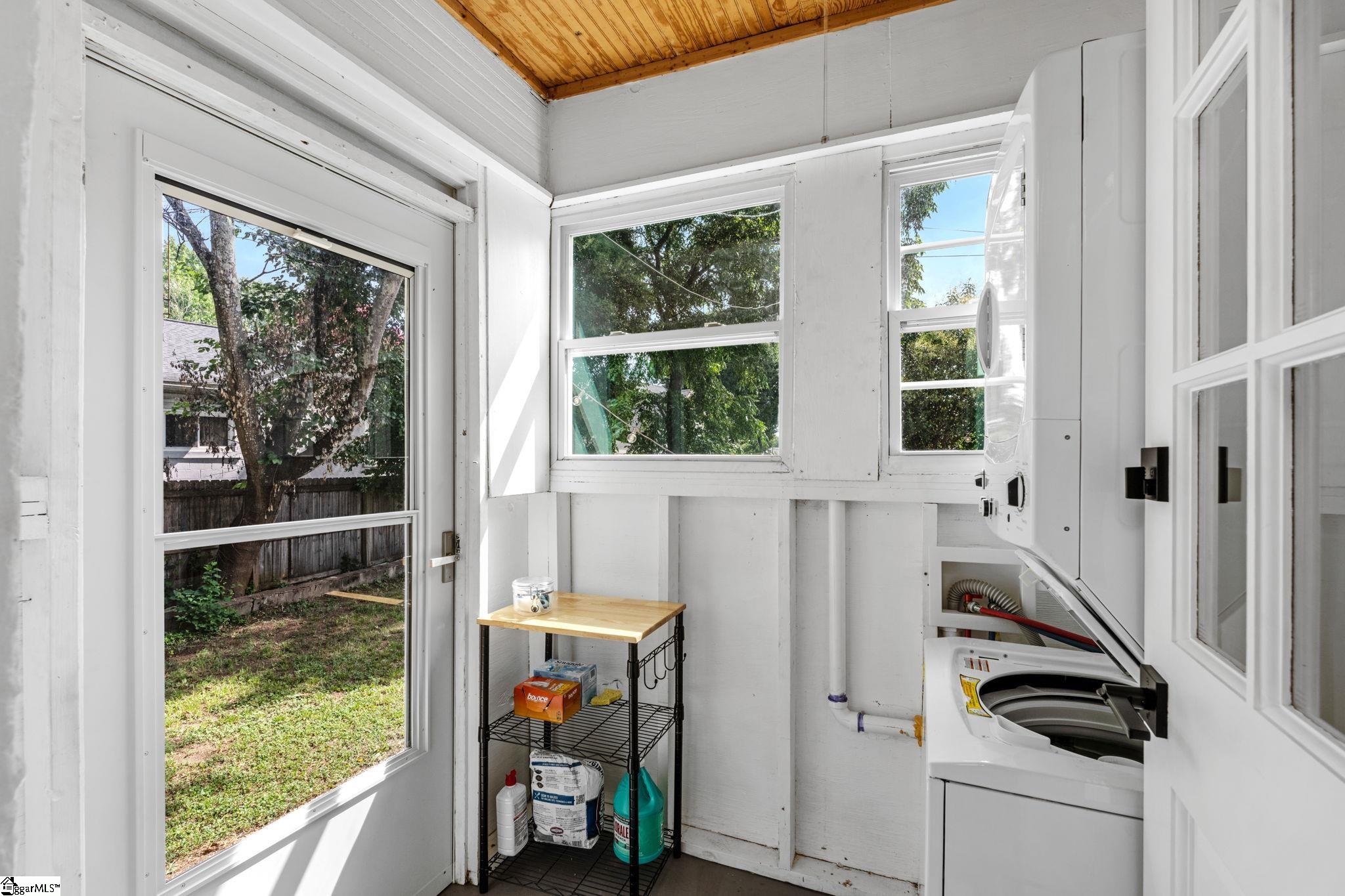 805 Perry Road Greenville, SC 29609
