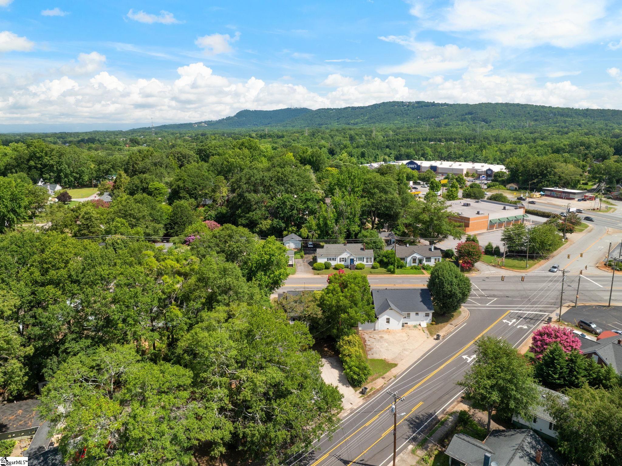 805 Perry Road Greenville, SC 29609