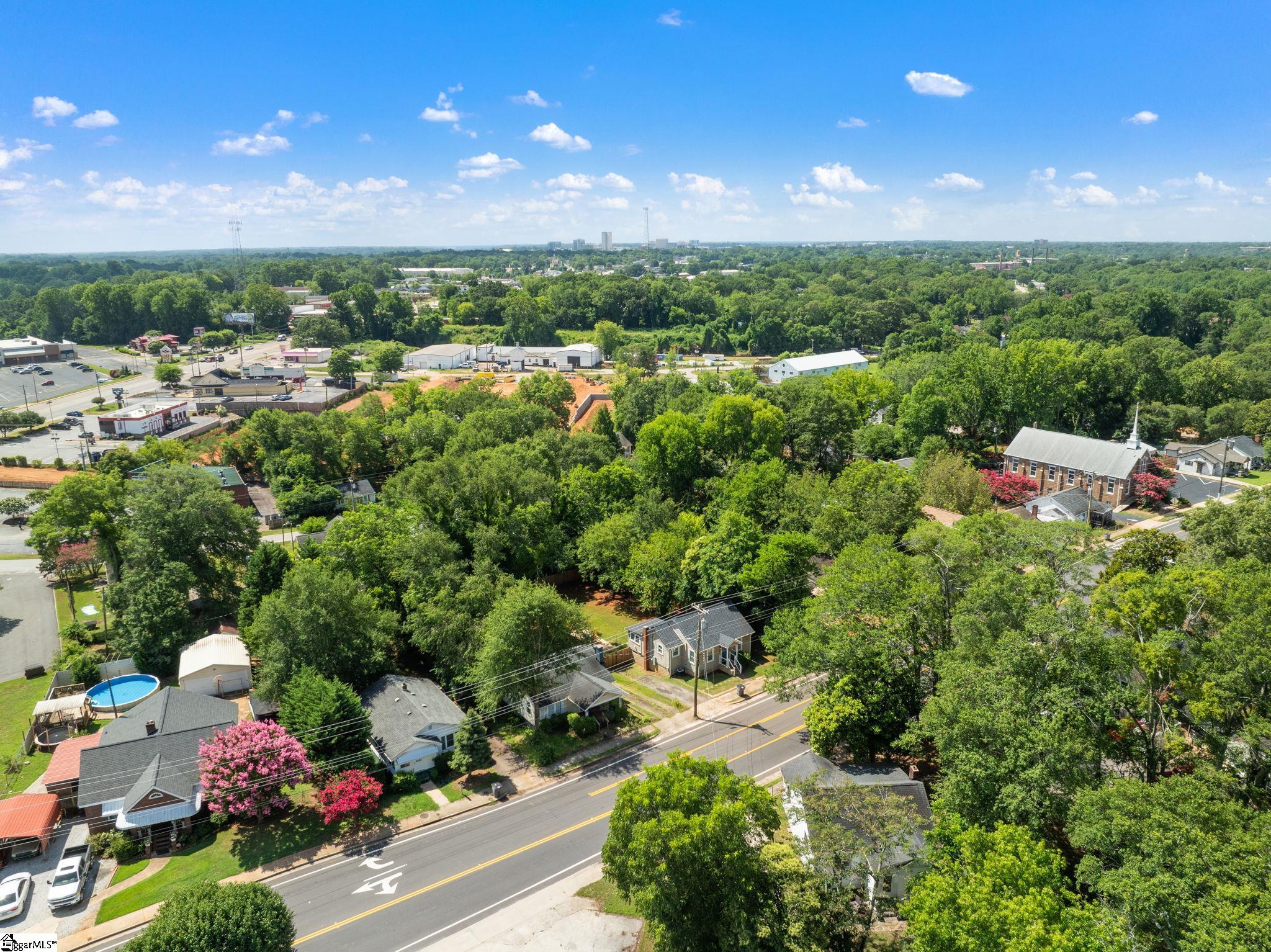 805 Perry Road Greenville, SC 29609