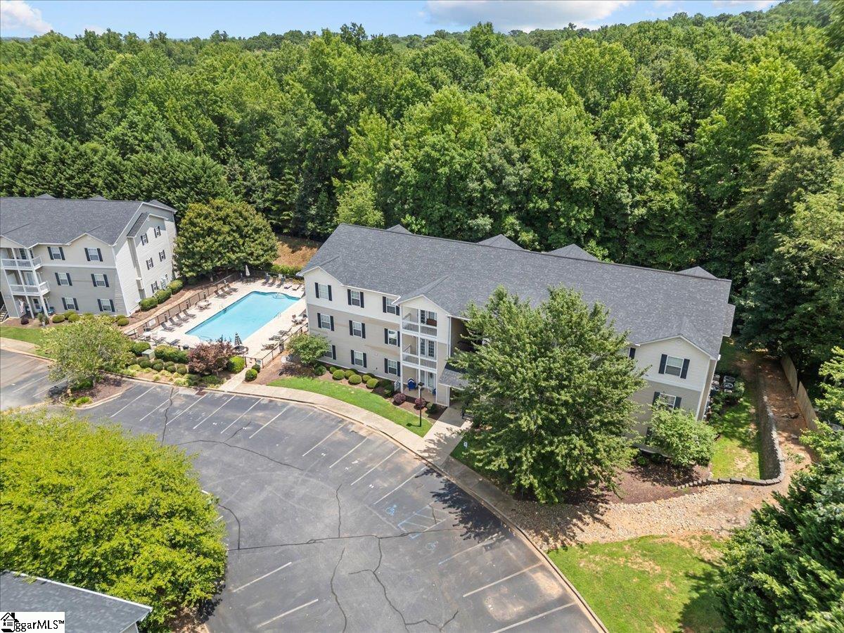 222 McKenna Circle Greenville, SC 29615