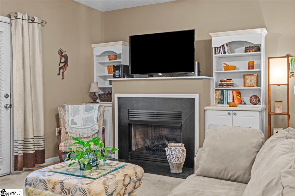 222 McKenna Circle Greenville, SC 29615