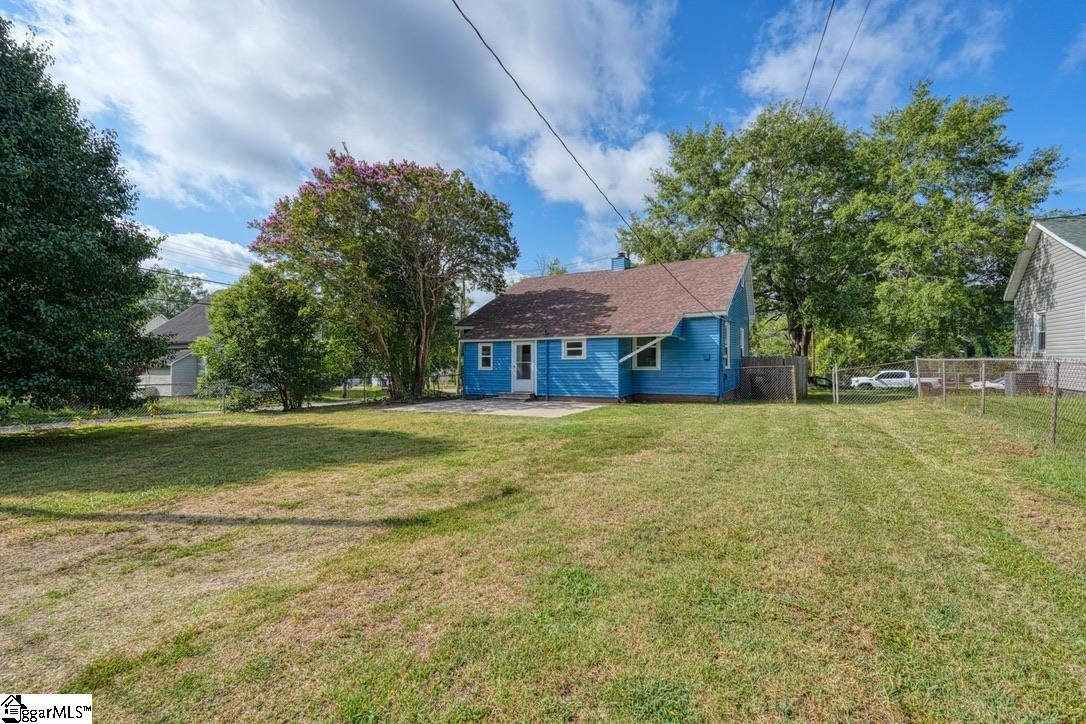 307 Woodruff Street Woodruff, SC 29388