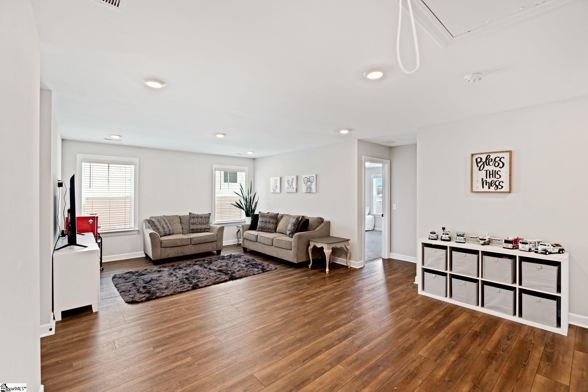 217 Reseda Drive Greenville, SC 29607