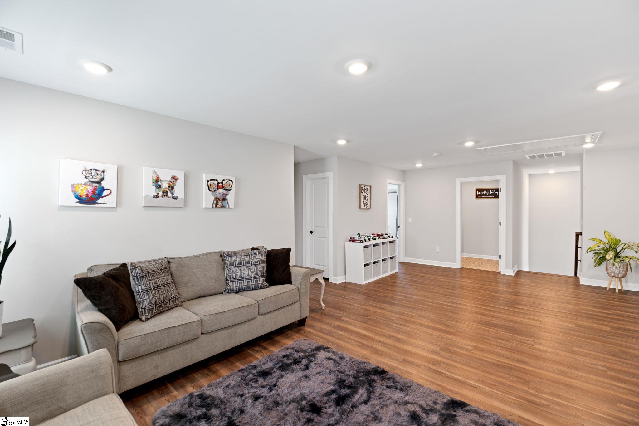 217 Reseda Drive Greenville, SC 29607