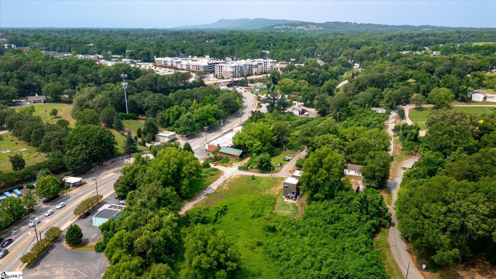 302 Hilly Street Greenville, SC 29607