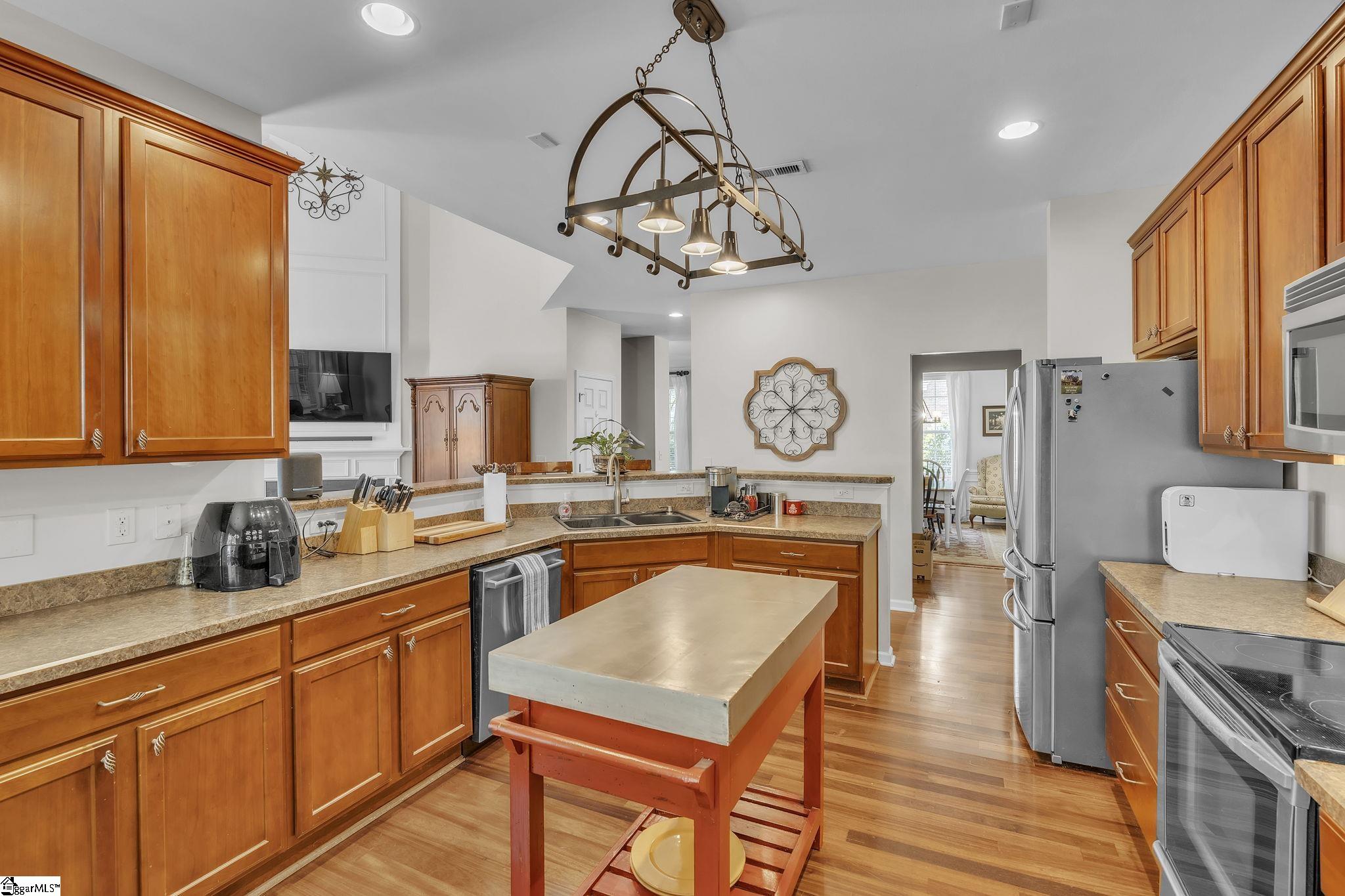 528 Kingsmoor Drive Simpsonville, SC 29681