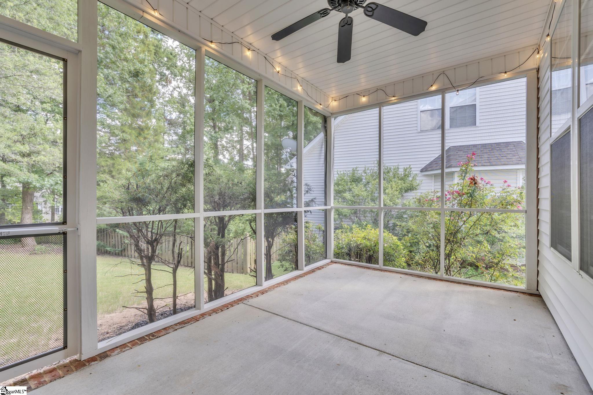 528 Kingsmoor Drive Simpsonville, SC 29681
