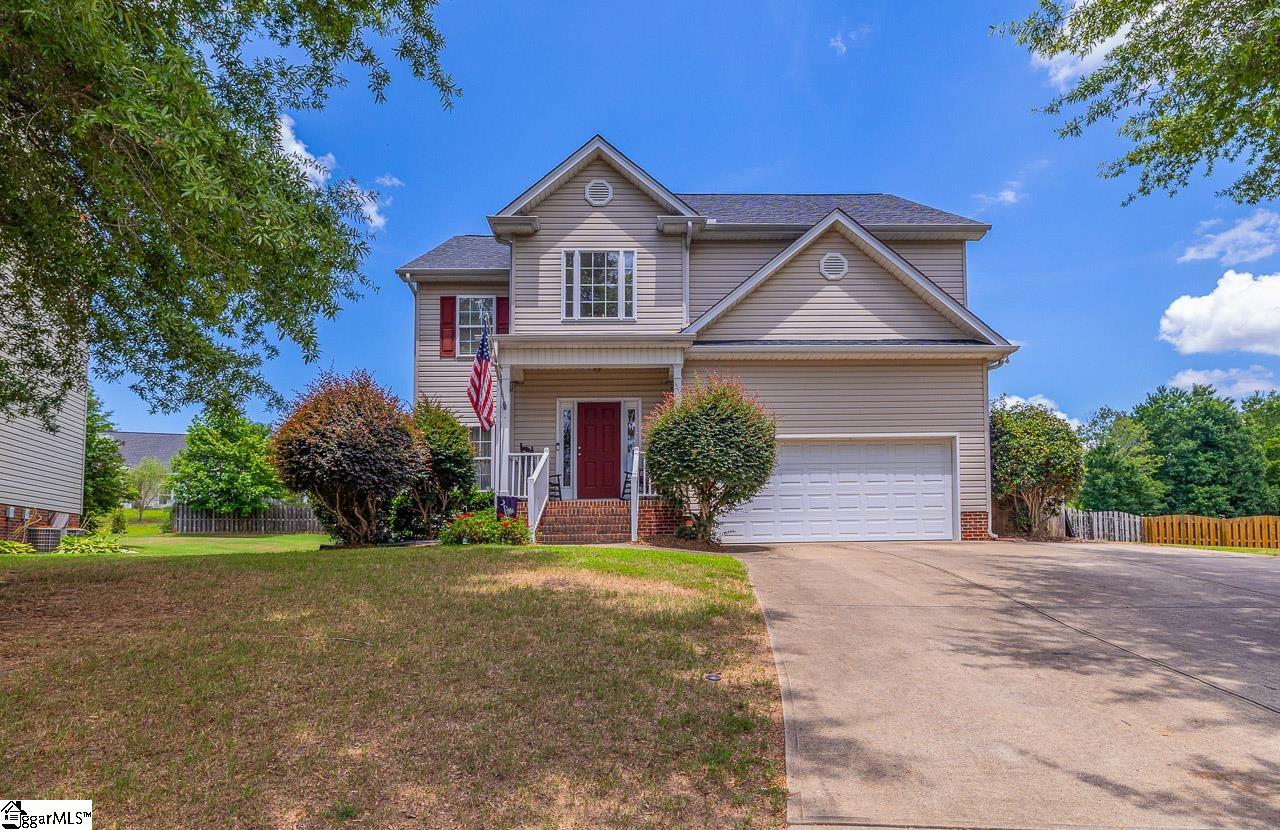 483 N Sweetwater Hills Drive Moore, SC 29369