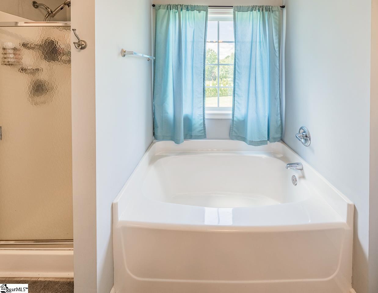 483 N Sweetwater Hills Drive Moore, SC 29369