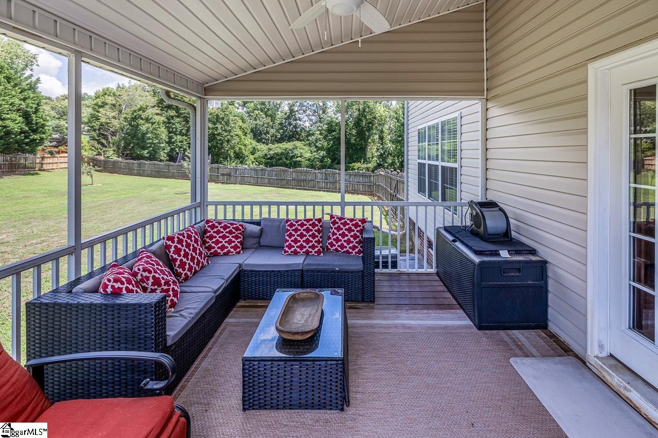 483 N Sweetwater Hills Drive Moore, SC 29369