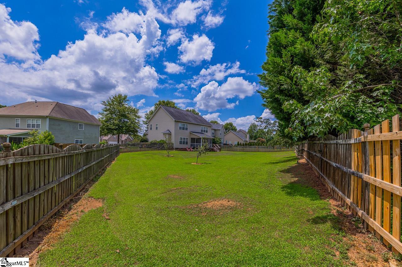 483 N Sweetwater Hills Drive Moore, SC 29369