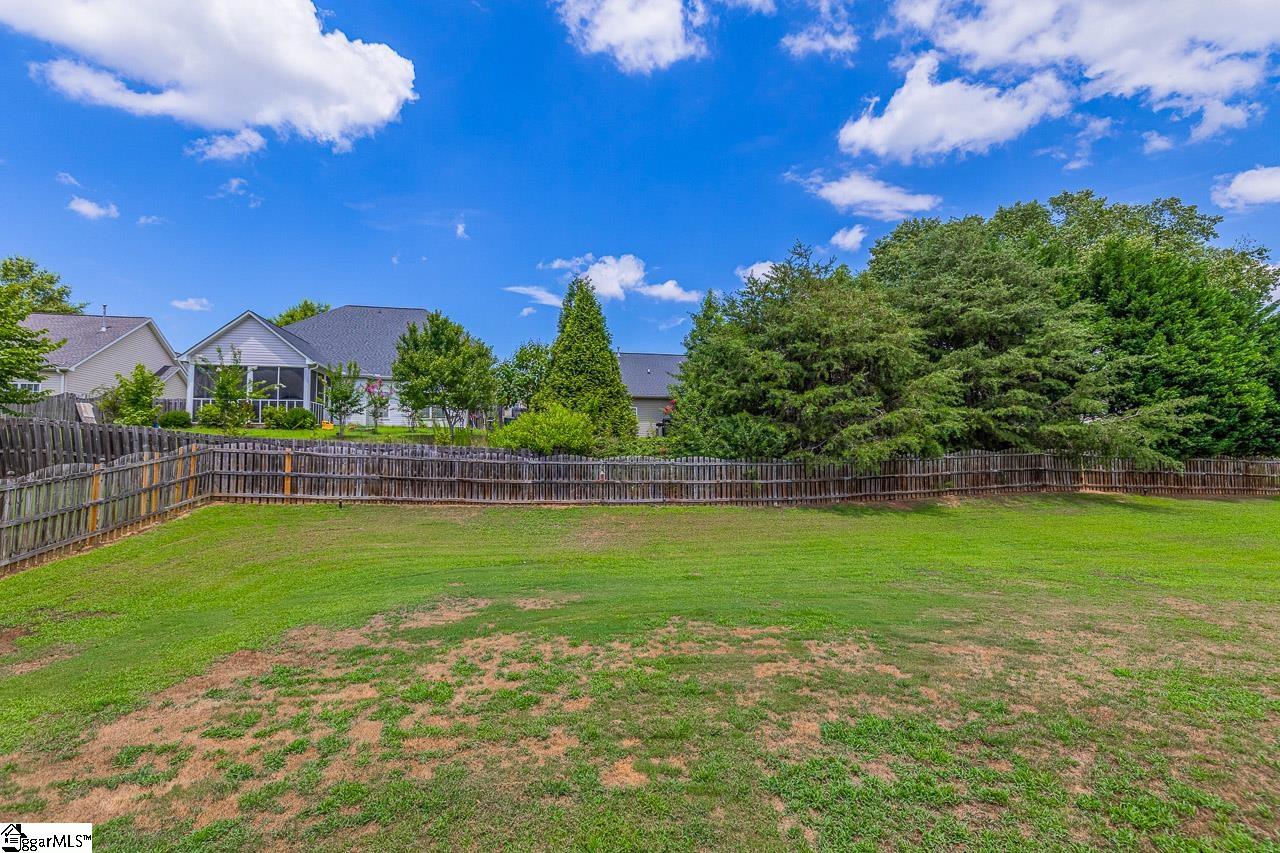 483 N Sweetwater Hills Drive Moore, SC 29369