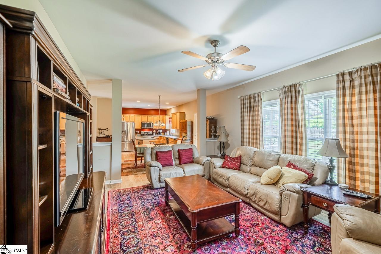 483 N Sweetwater Hills Drive Moore, SC 29369
