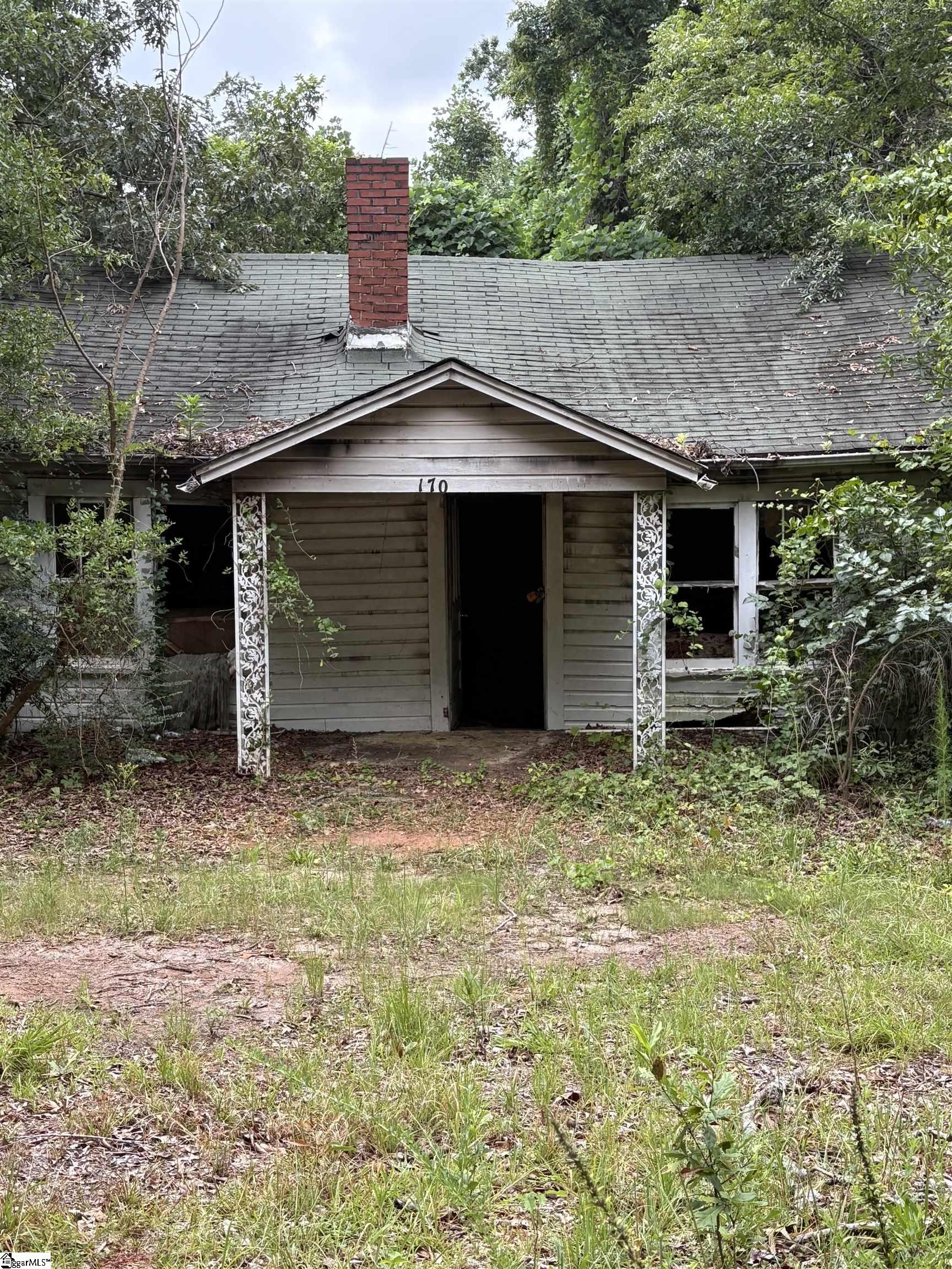 170 Railroad Street Liberty, SC 29657