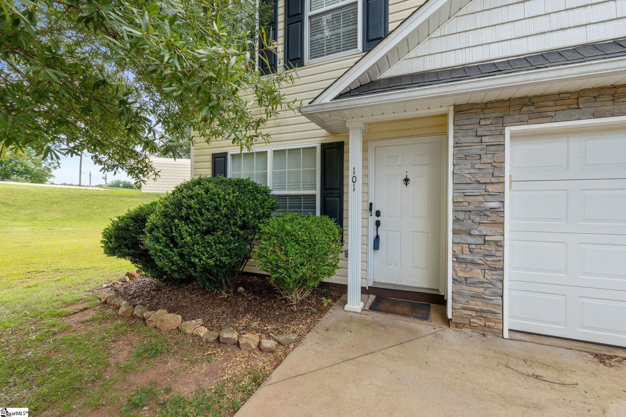101 Beverly Drive Easley, SC 29640