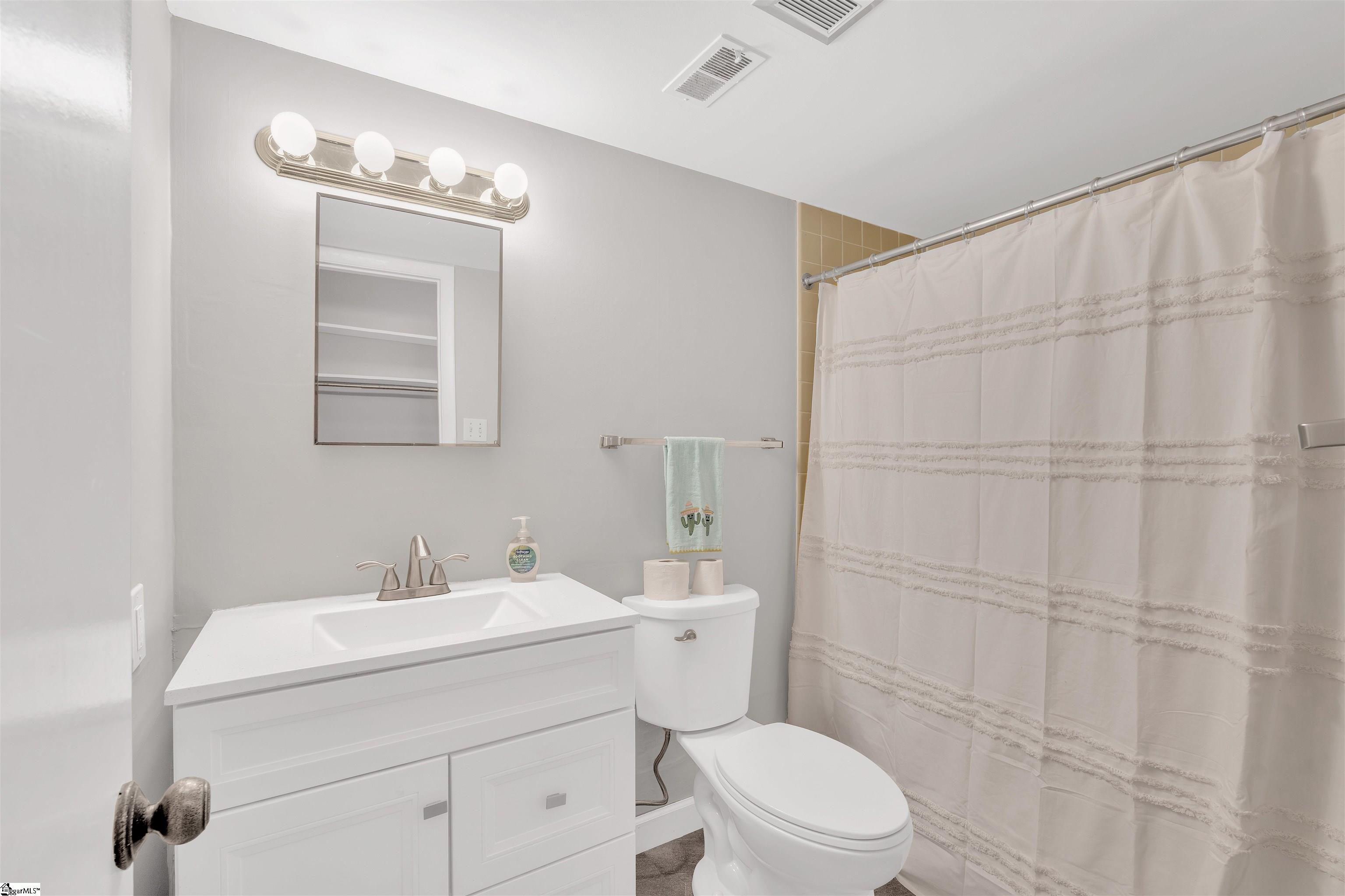 925 Cleveland Street UNIT #64 Greenville, SC 29601