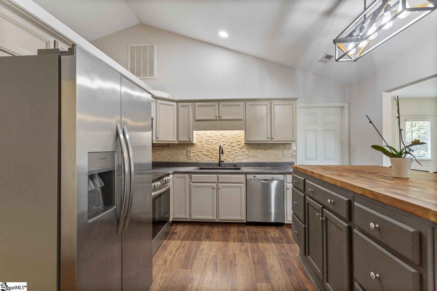 25 Natalie Court Greer, SC 29651