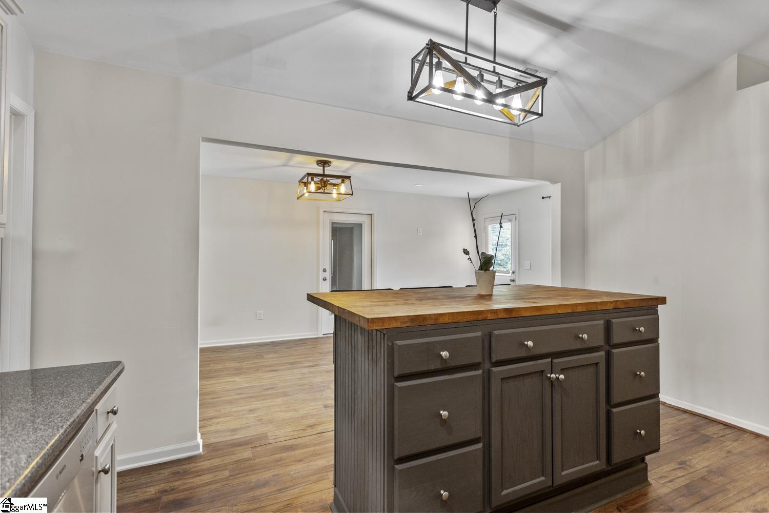 25 Natalie Court Greer, SC 29651