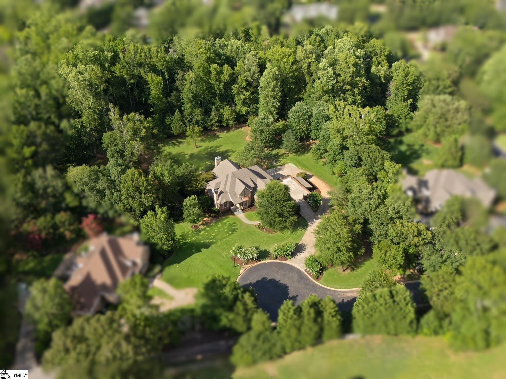 20 White Crescent Lane Simpsonville, SC 29681