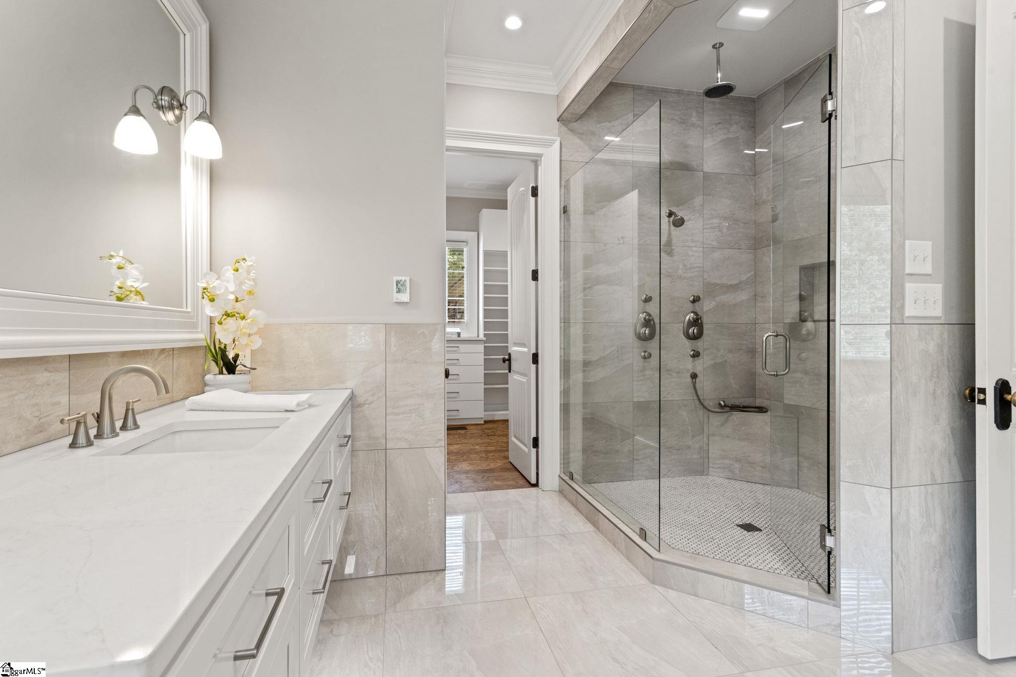 20 White Crescent Lane Simpsonville, SC 29681