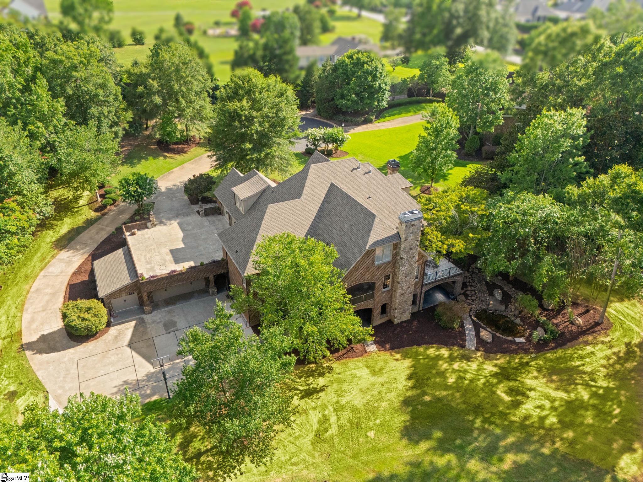 20 White Crescent Lane Simpsonville, SC 29681