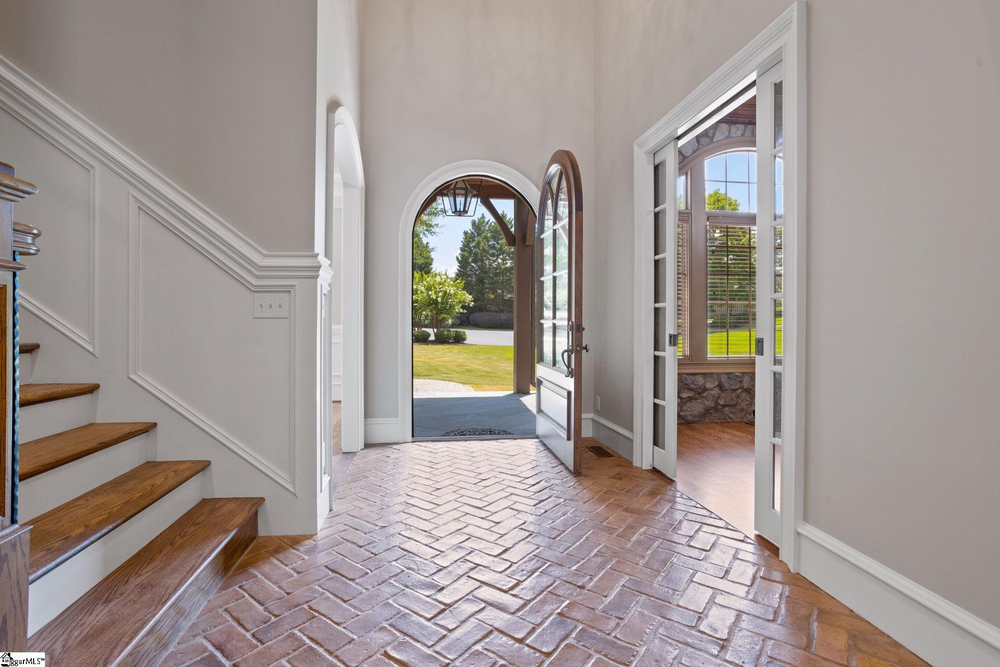 20 White Crescent Lane Simpsonville, SC 29681