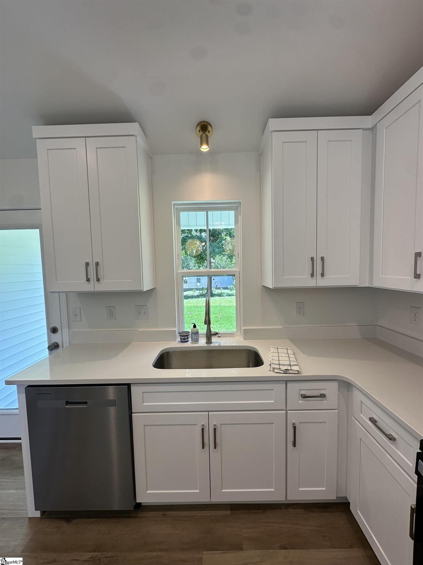 269 Ragan Street Campobello, SC 29322