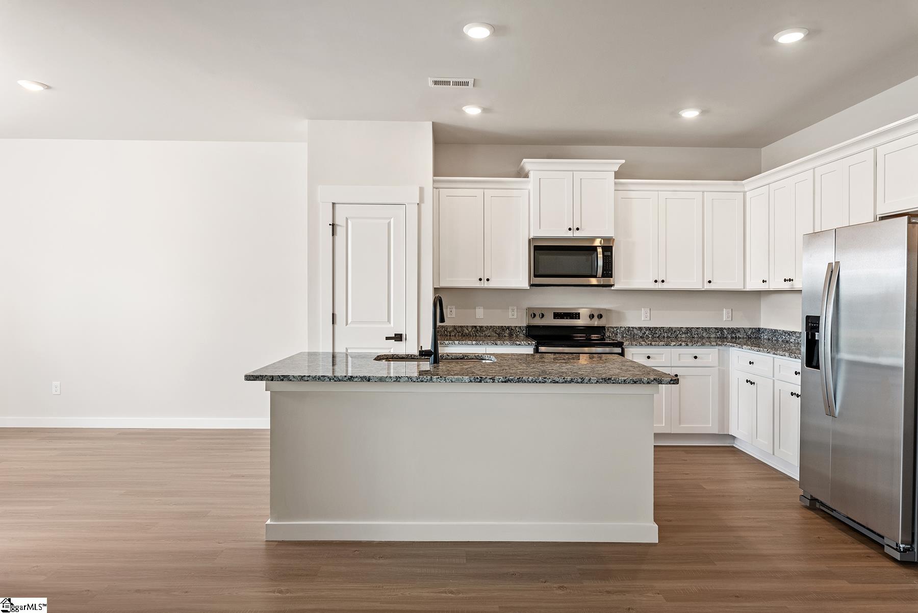 1329 Pitch Pine Place Moore, SC 29369
