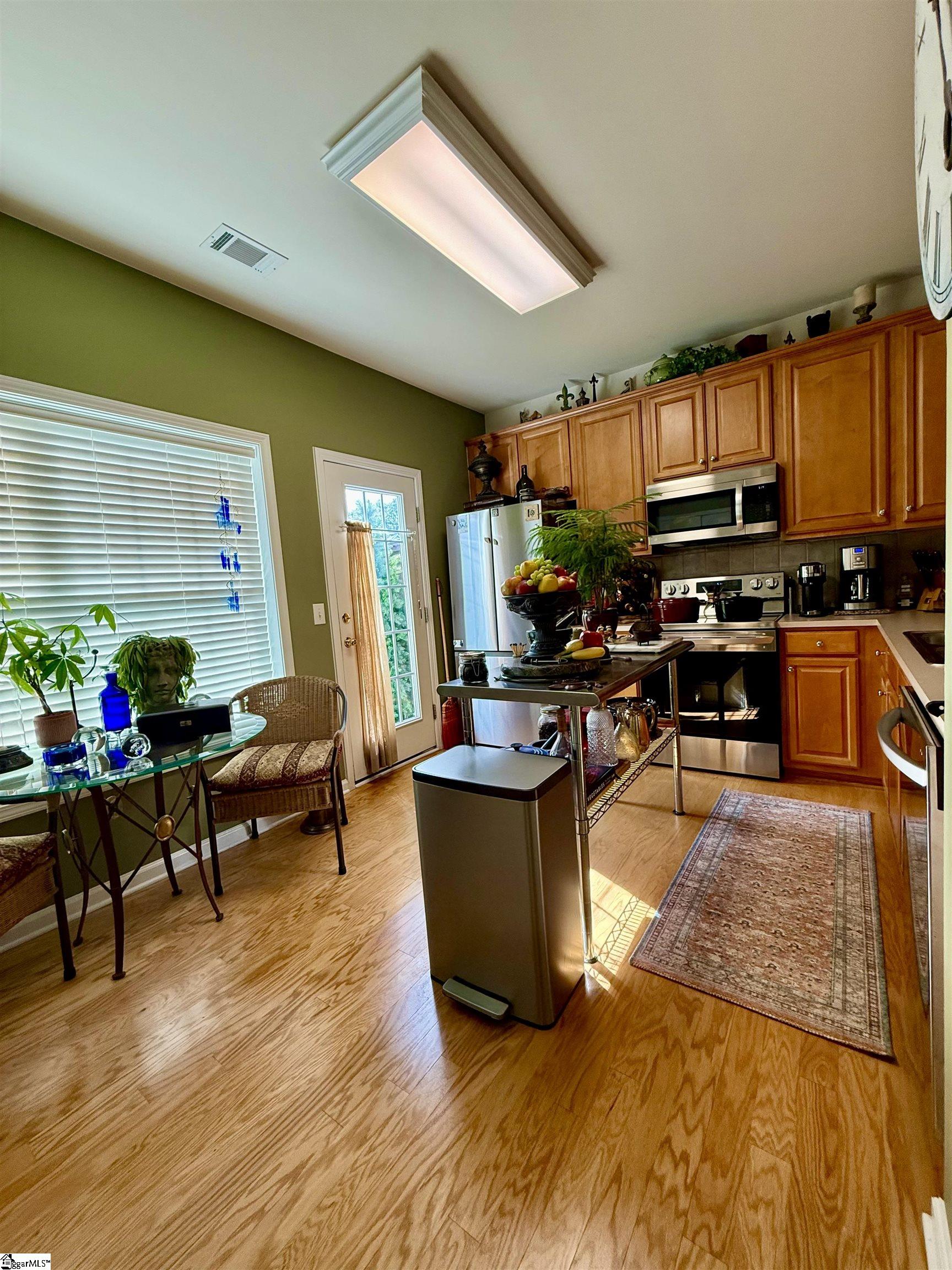 704 Calle Place Greenville, SC 29607