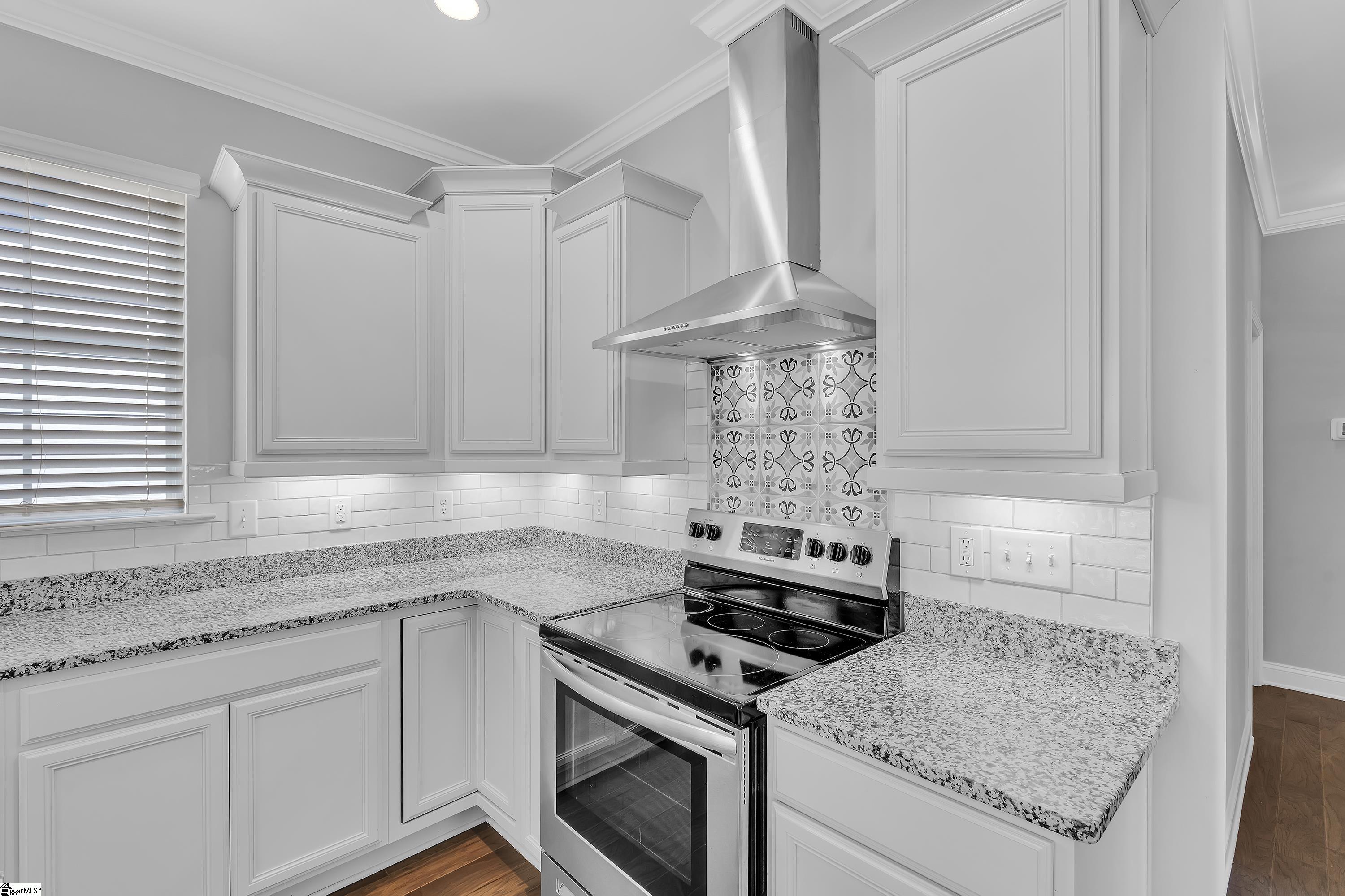 14 Cottage Knoll Circle Greenville, SC 29609
