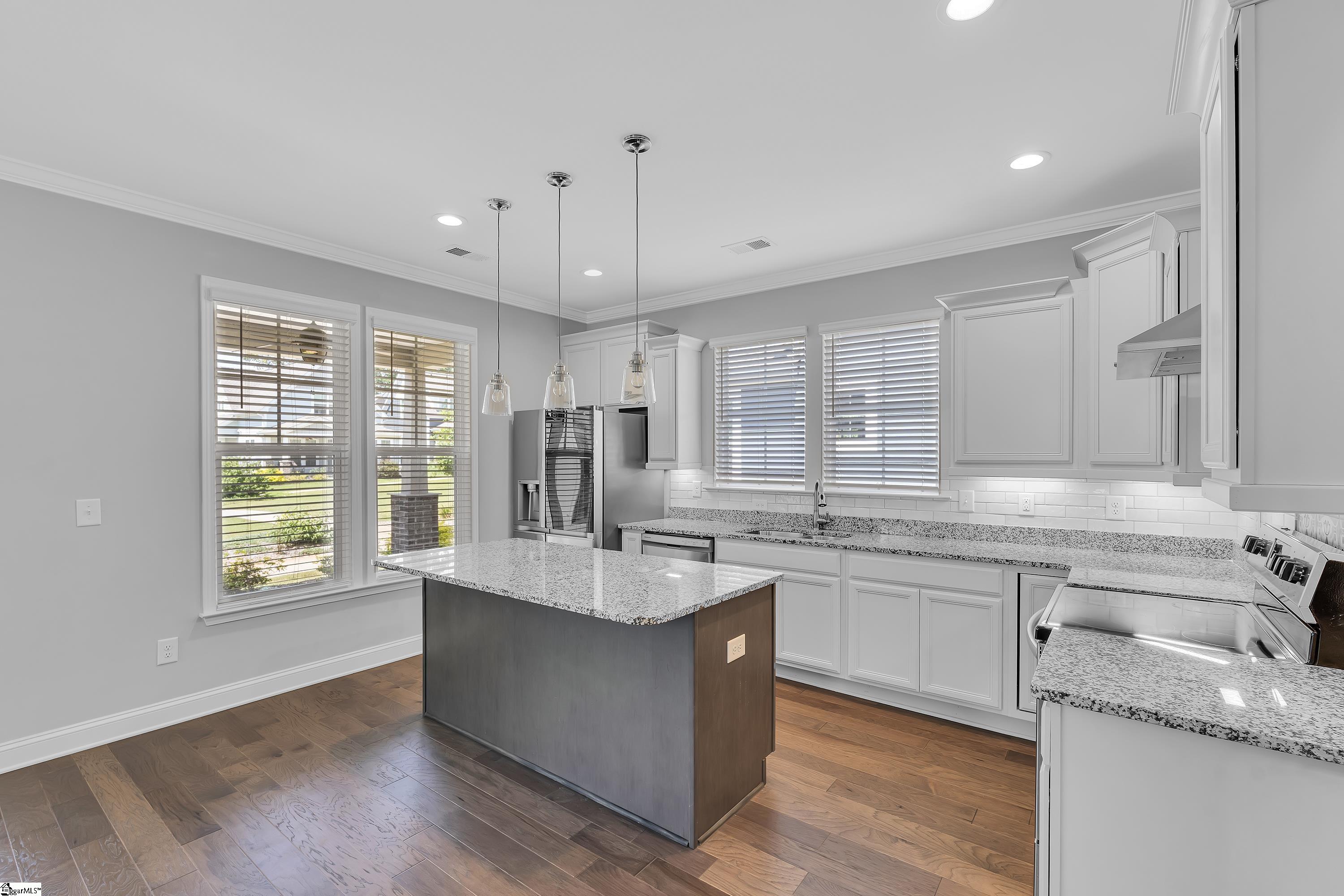 14 Cottage Knoll Circle Greenville, SC 29609
