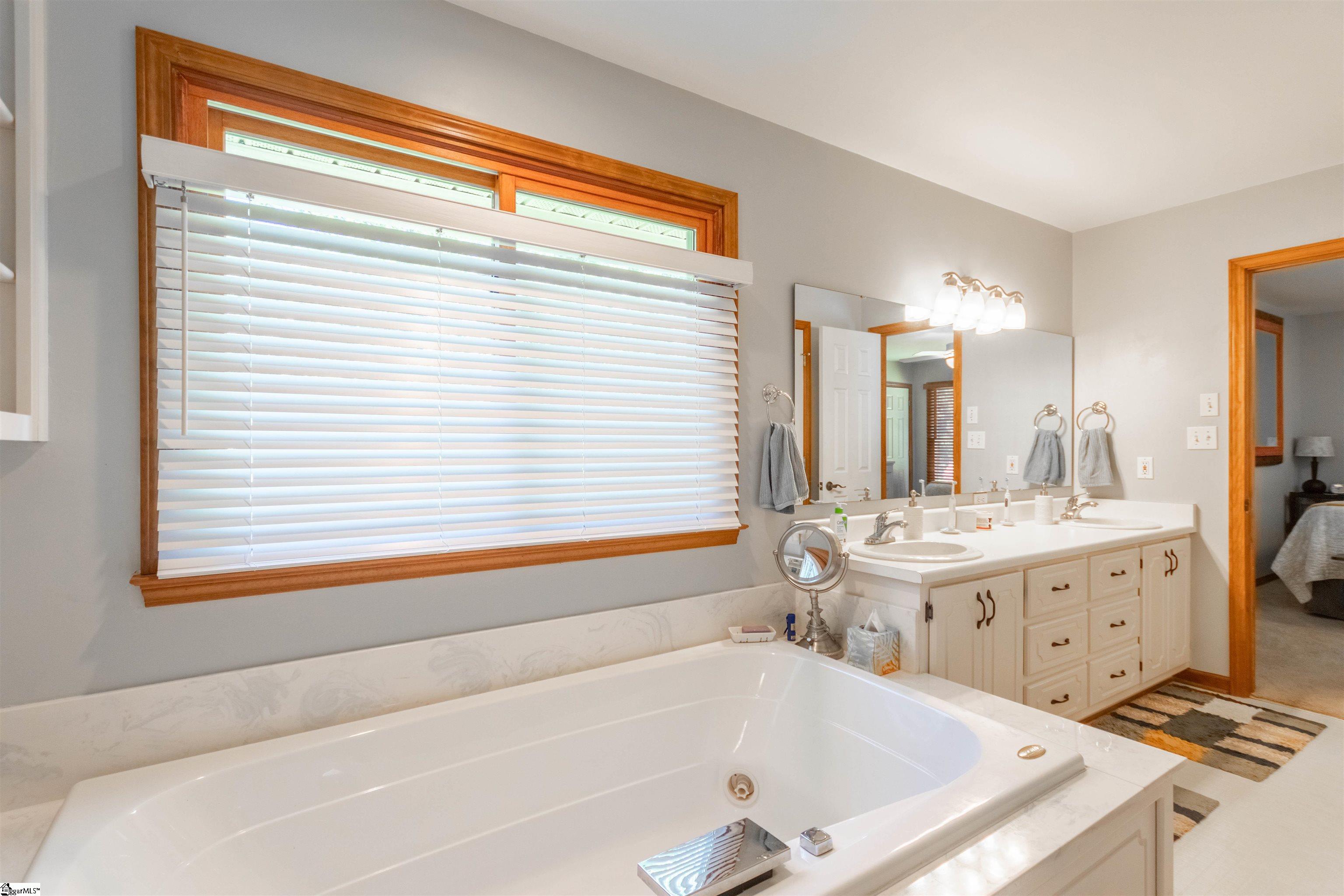 302 Wild Azalea Drive Inman, SC 29349