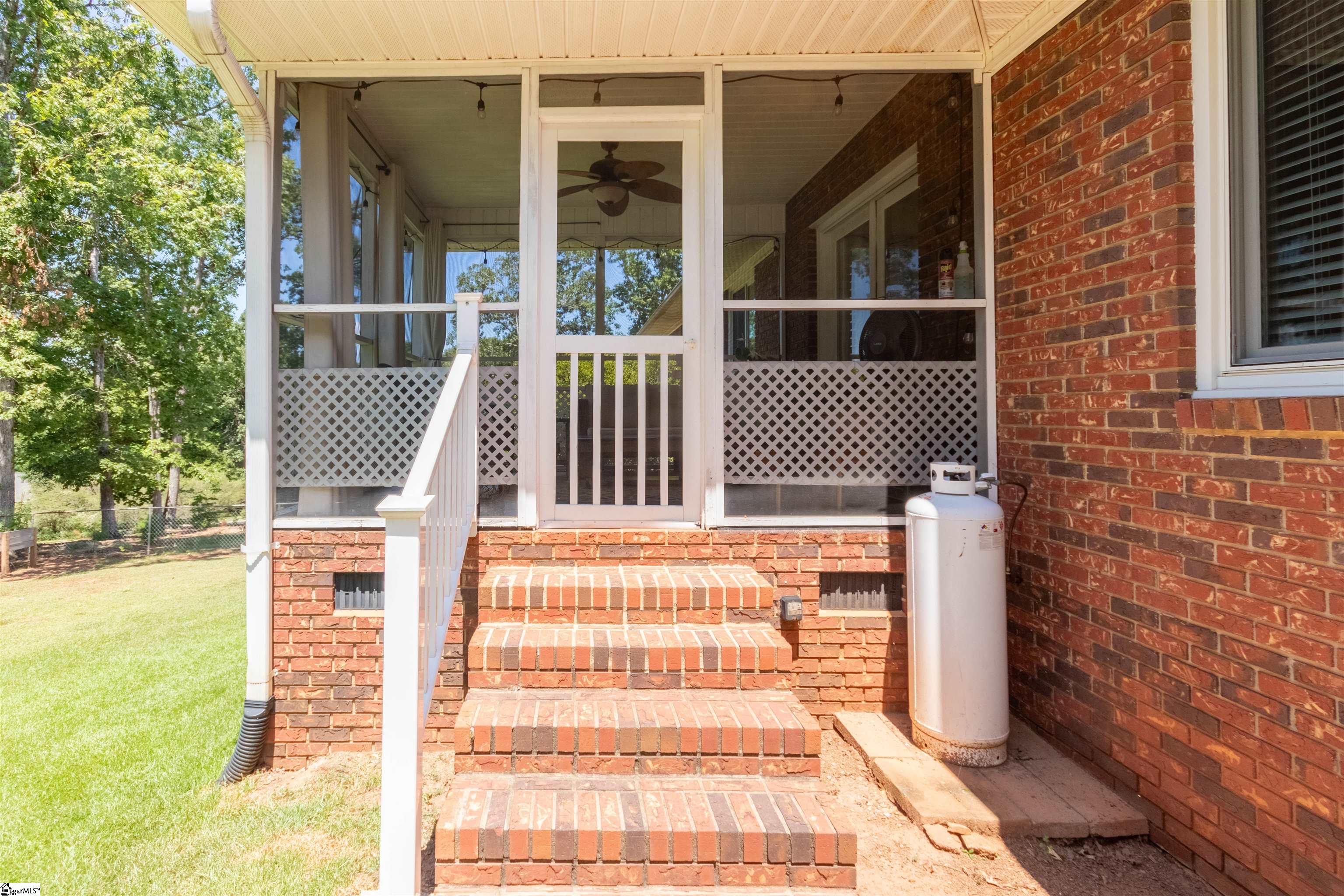 302 Wild Azalea Drive Inman, SC 29349