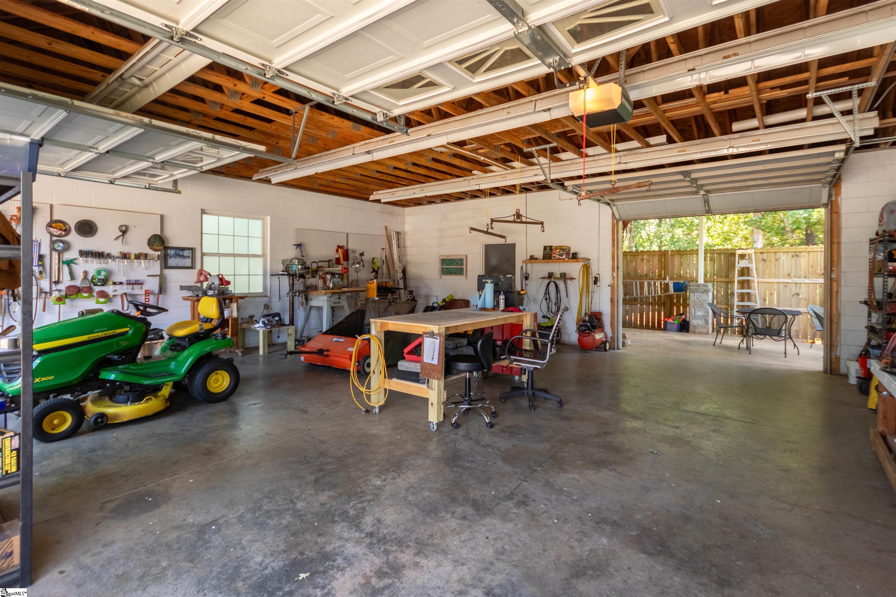 302 Wild Azalea Drive Inman, SC 29349