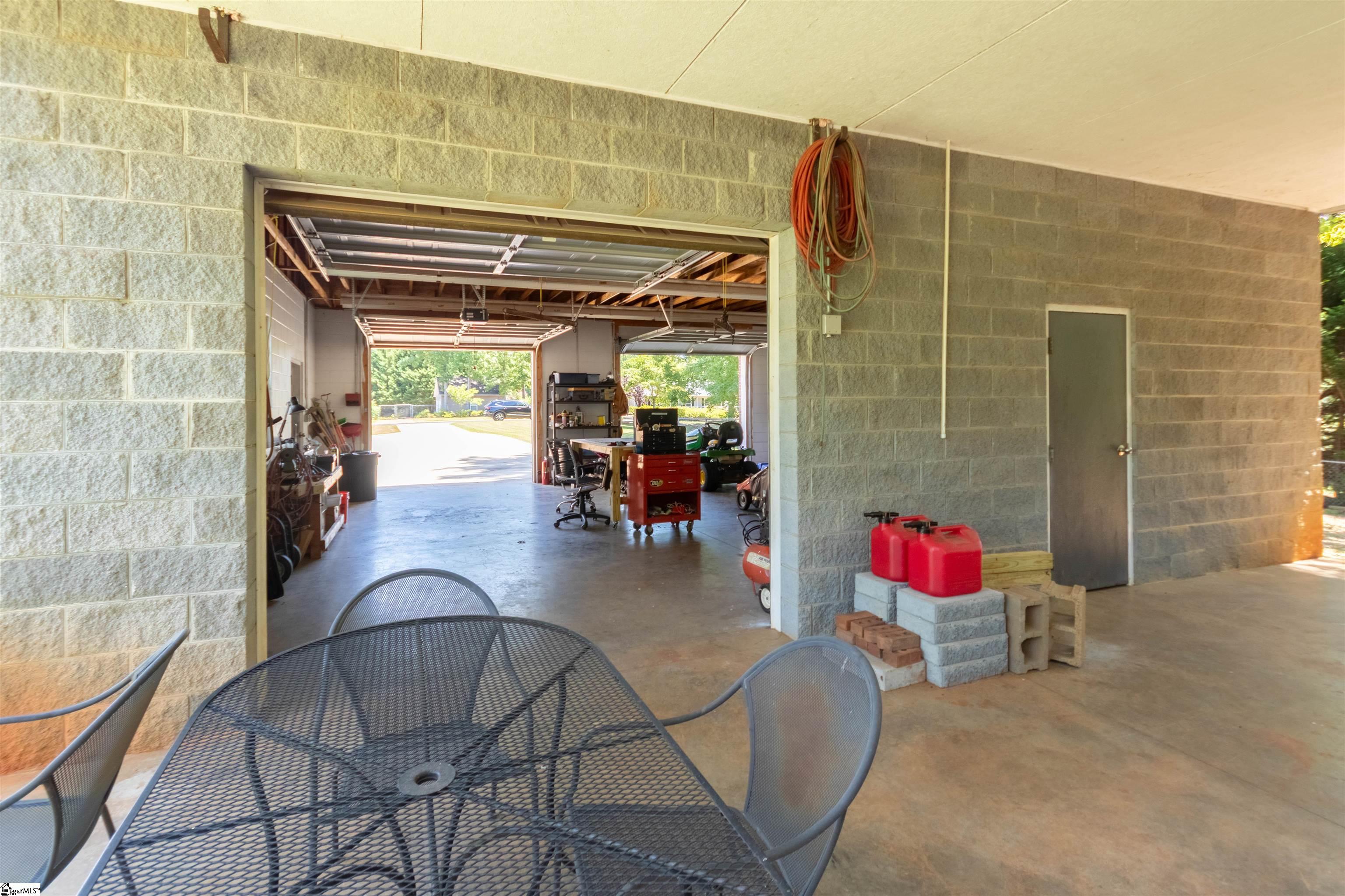 302 Wild Azalea Drive Inman, SC 29349