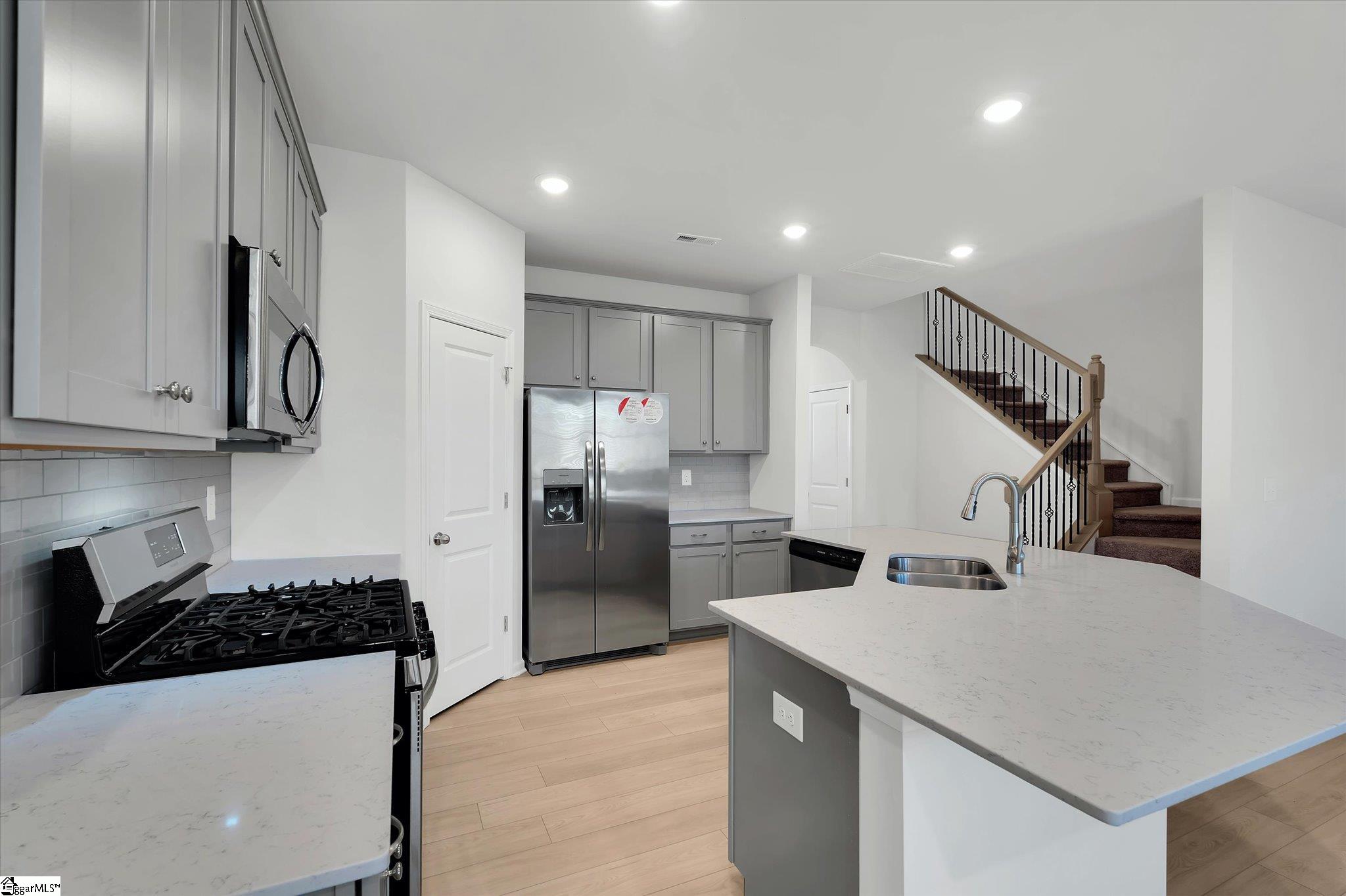 316 E Compass Way Easley, SC 29640