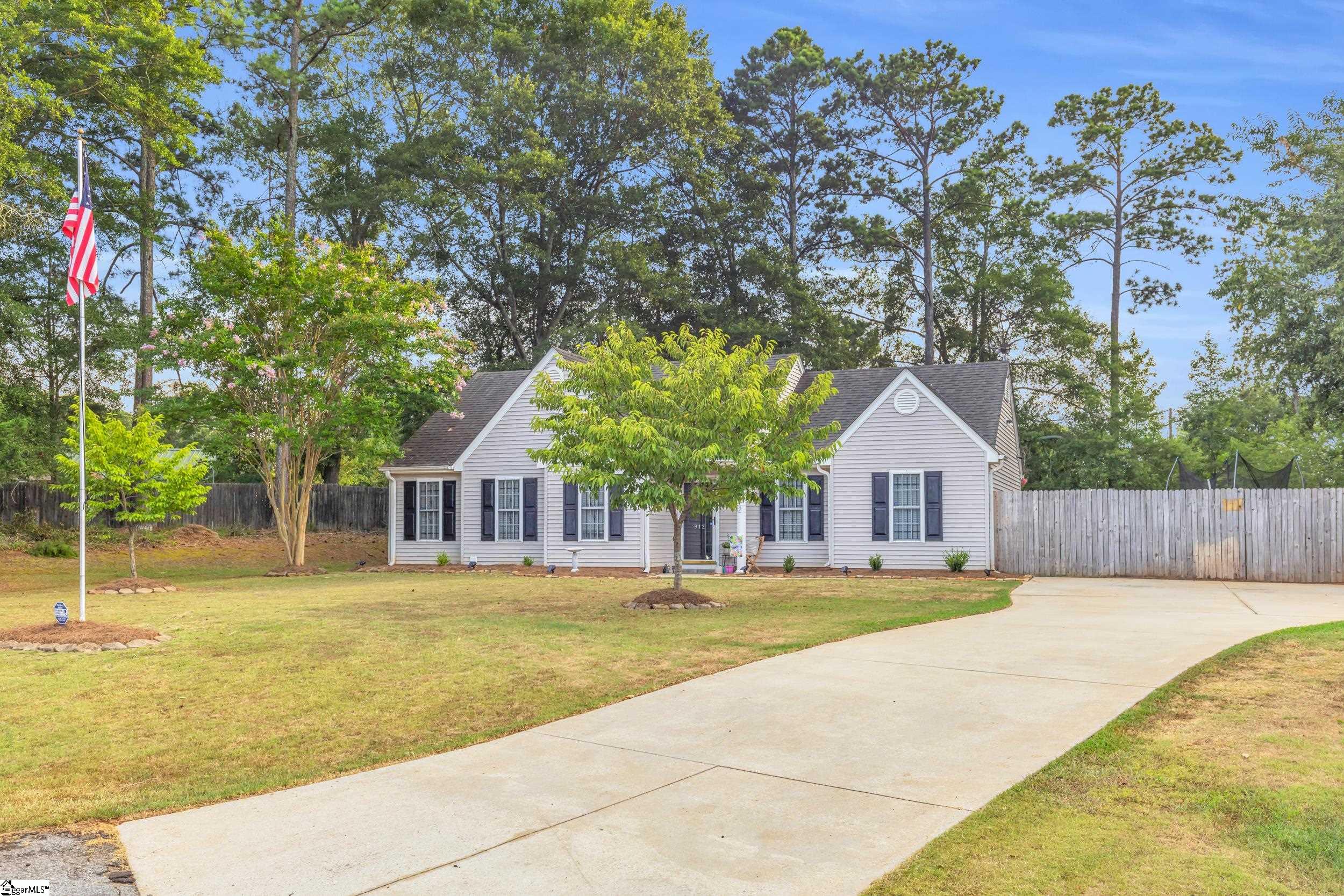 912 Pine Top Circle Anderson, SC 29626-5177