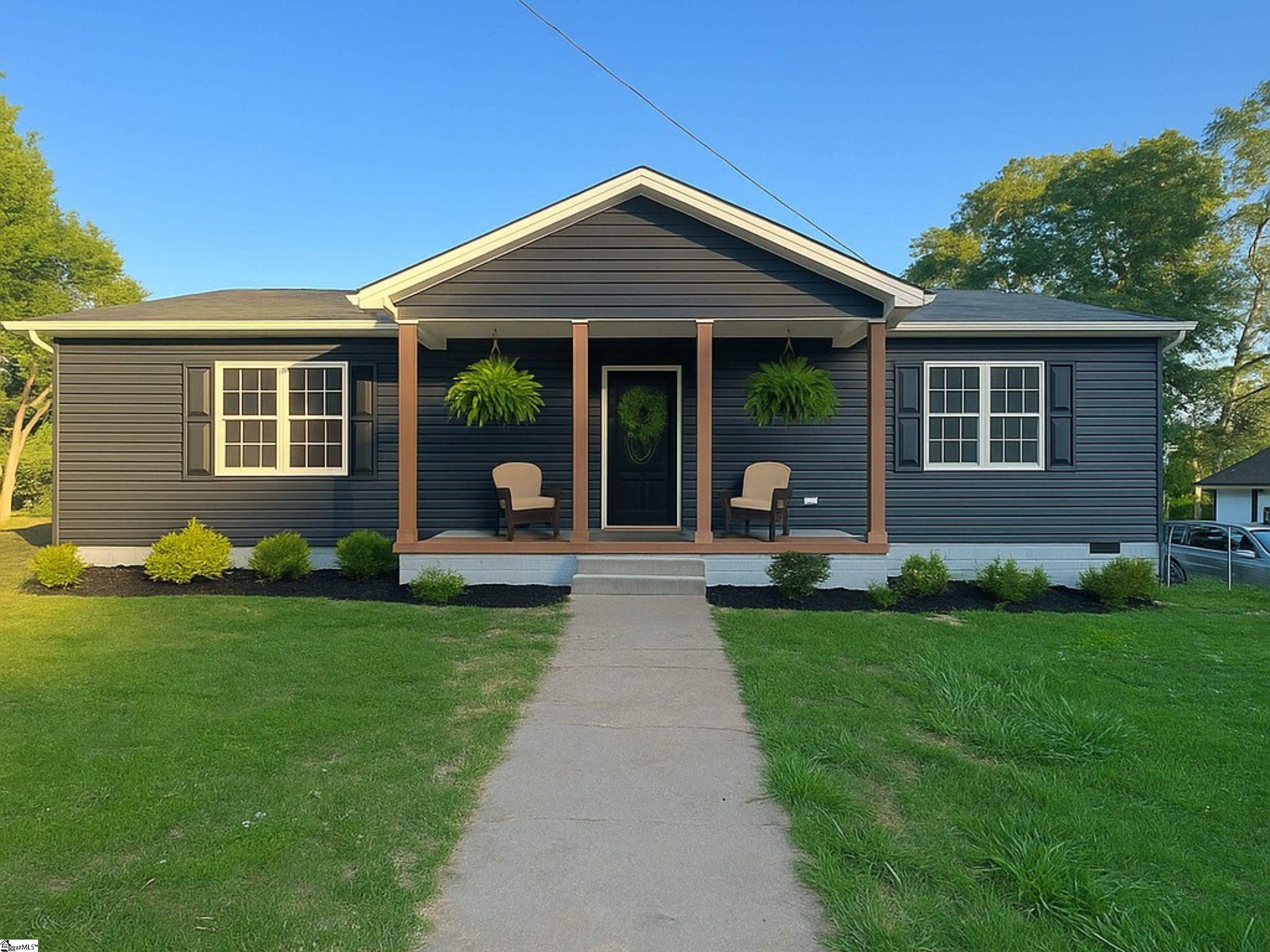 1316 E South 6th Street Seneca, SC 29678