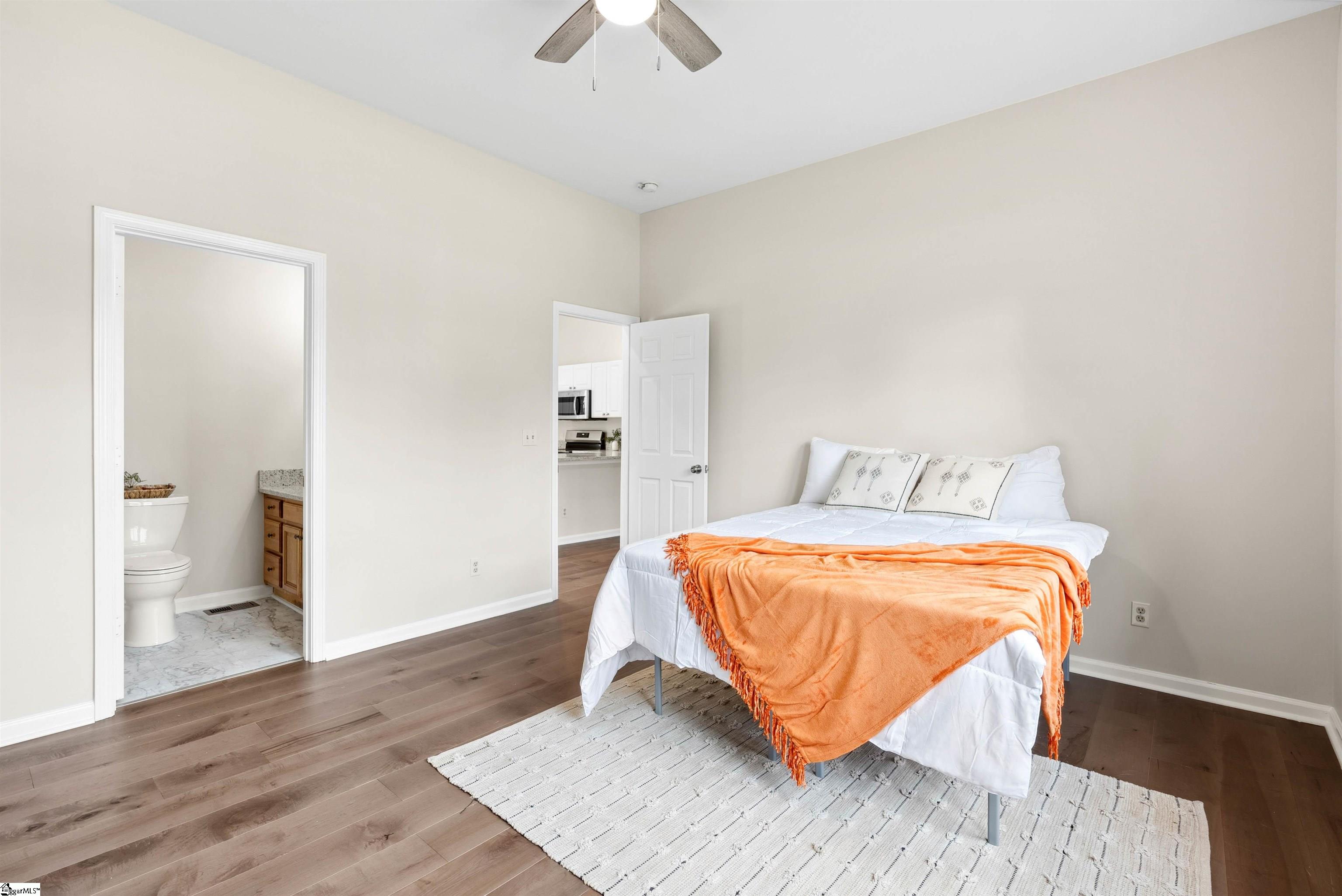 1316 E South 6th Street Seneca, SC 29678