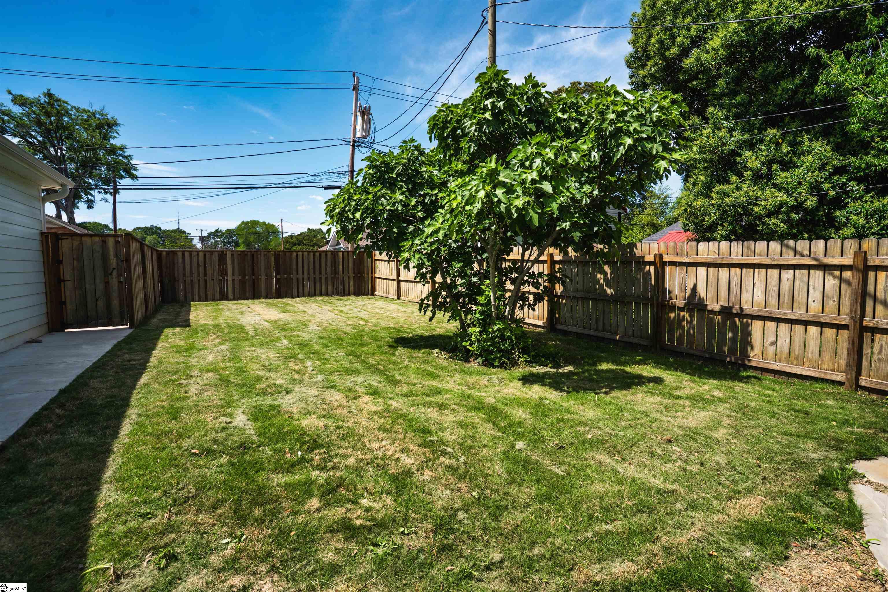 712 Maple Street Spartanburg, SC 29302