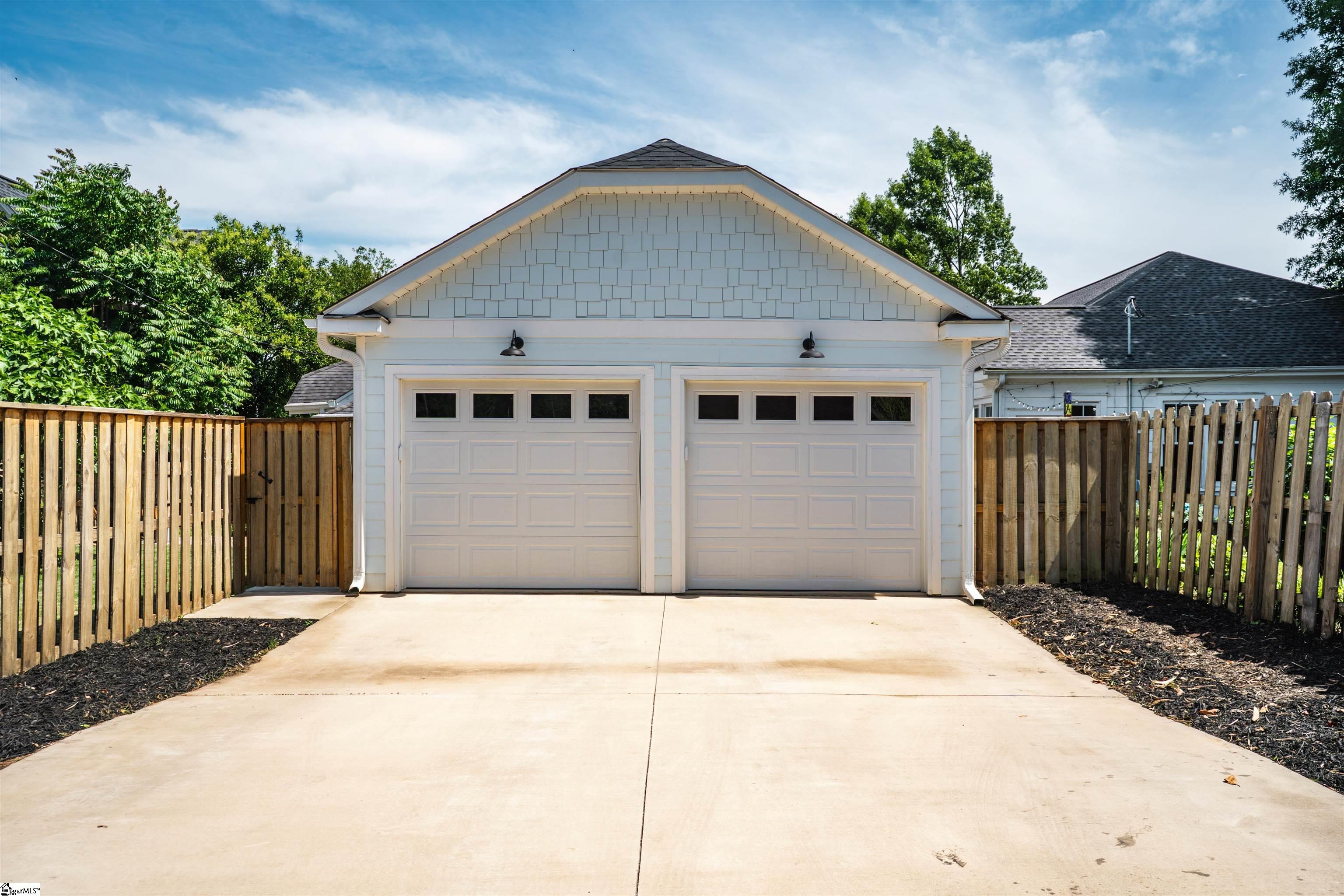 712 Maple Street Spartanburg, SC 29302