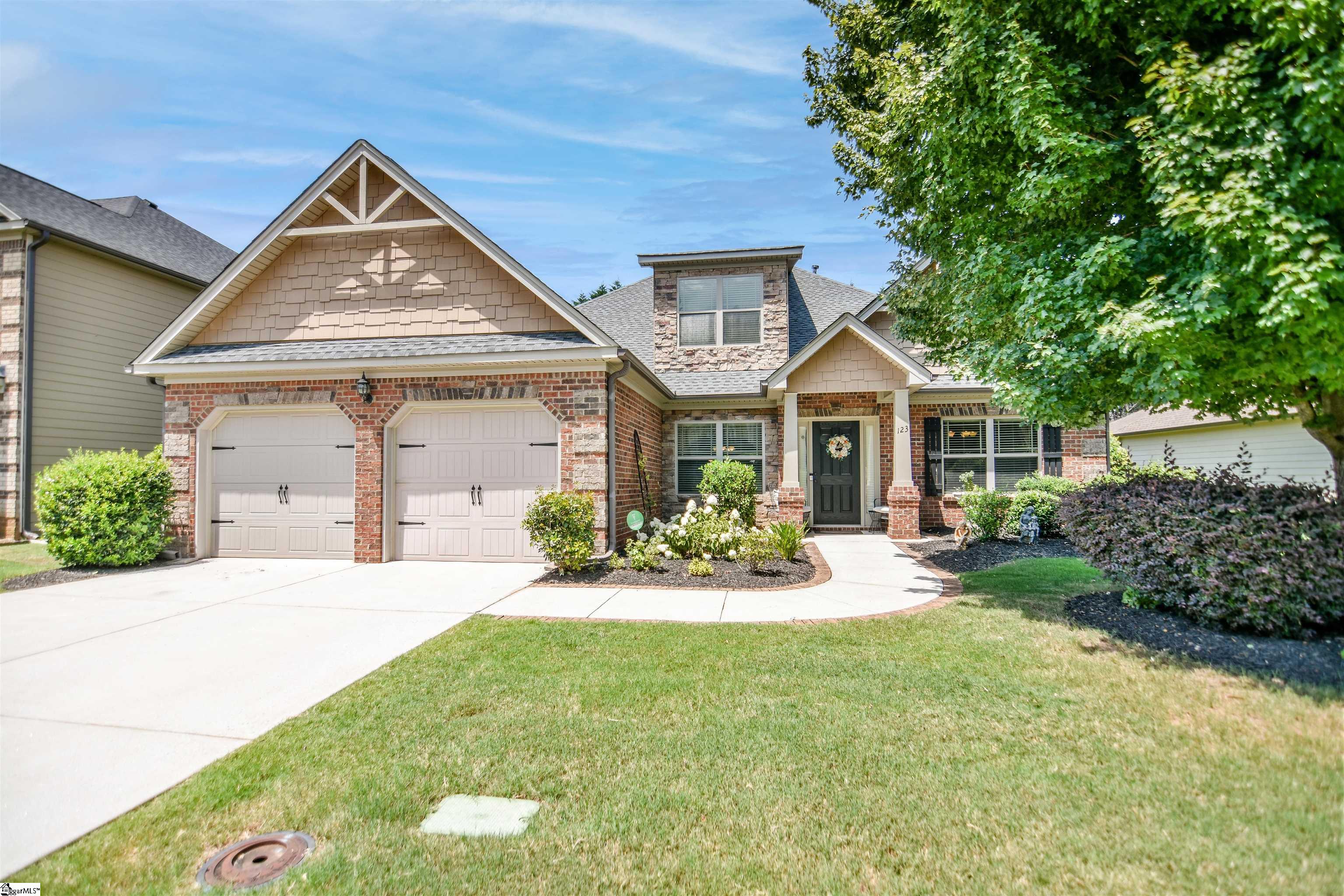 123 Kettle Oak Way Simpsonville, SC 29680