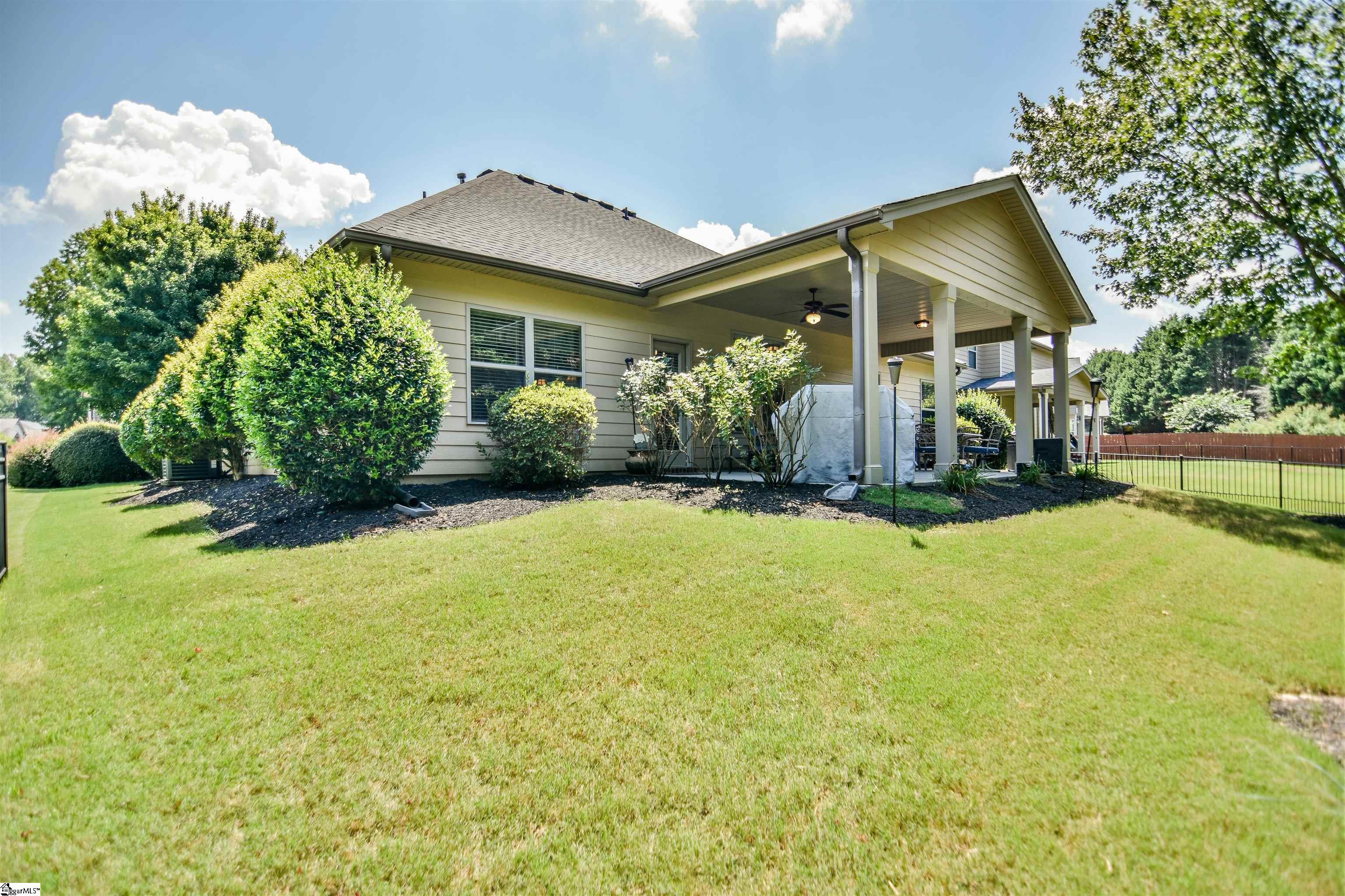 123 Kettle Oak Way Simpsonville, SC 29680